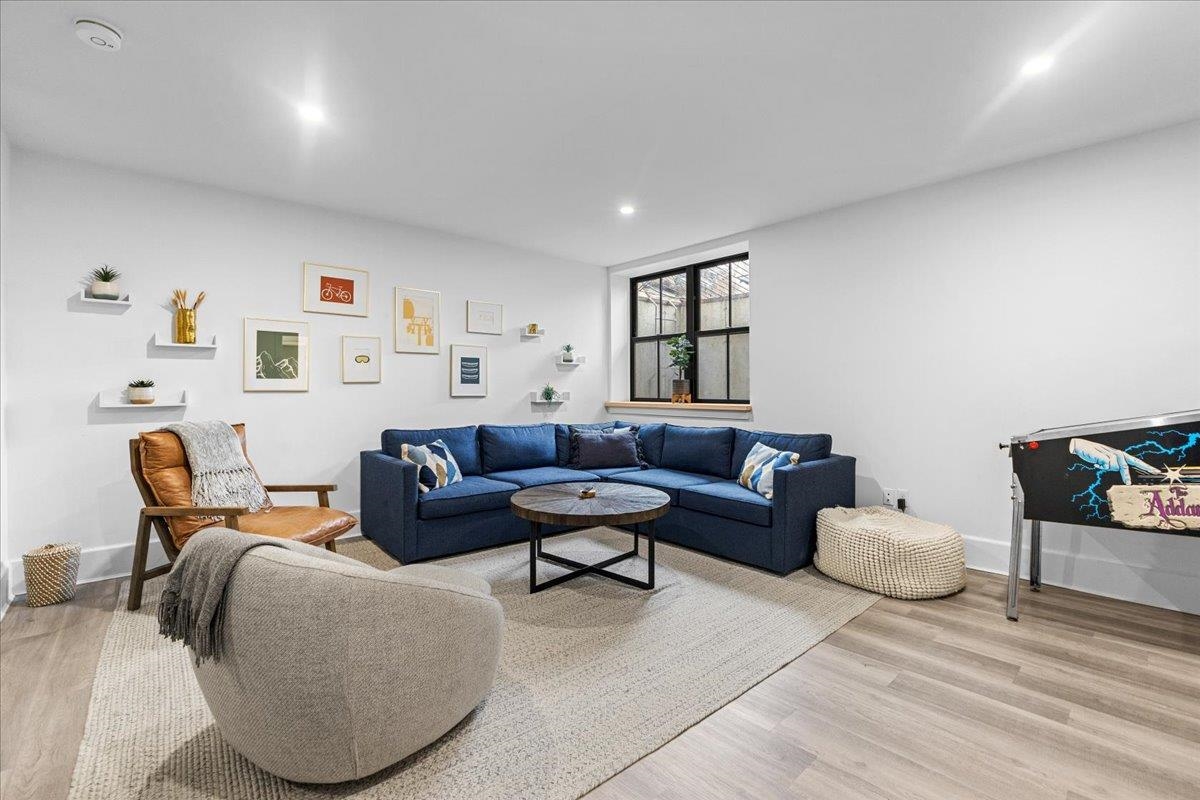 98 Hill Street Property Photo 43