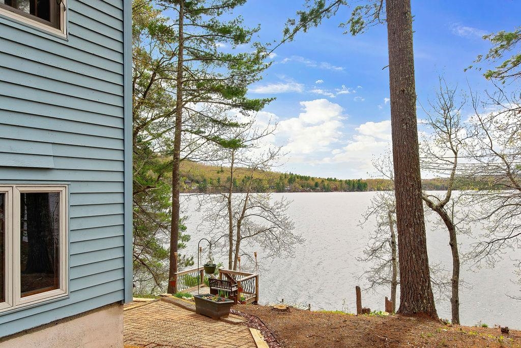 210 South Shore Road Property Photo 5