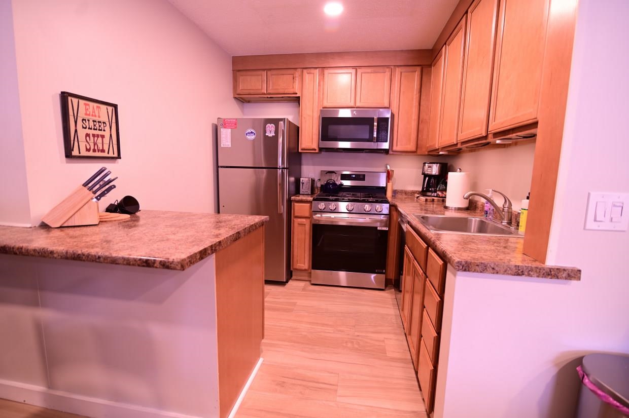 32 Route 103 South Property Photo 4