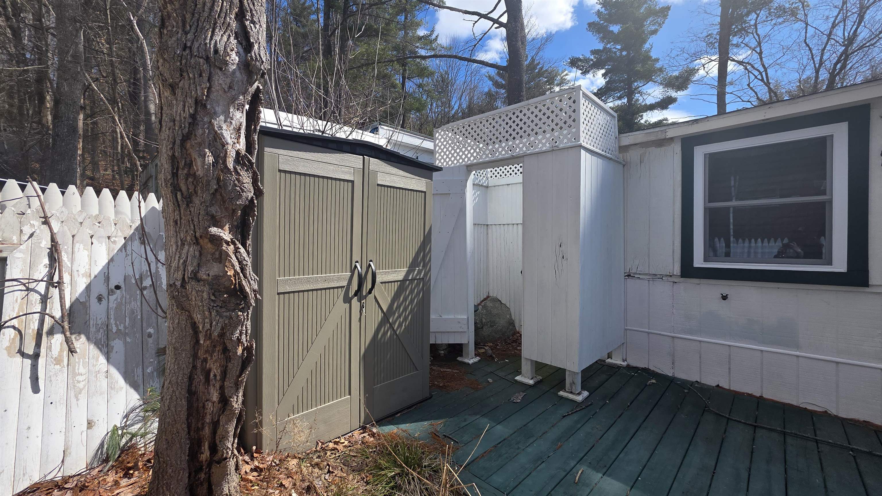 6 Viewland Court Property Photo 25