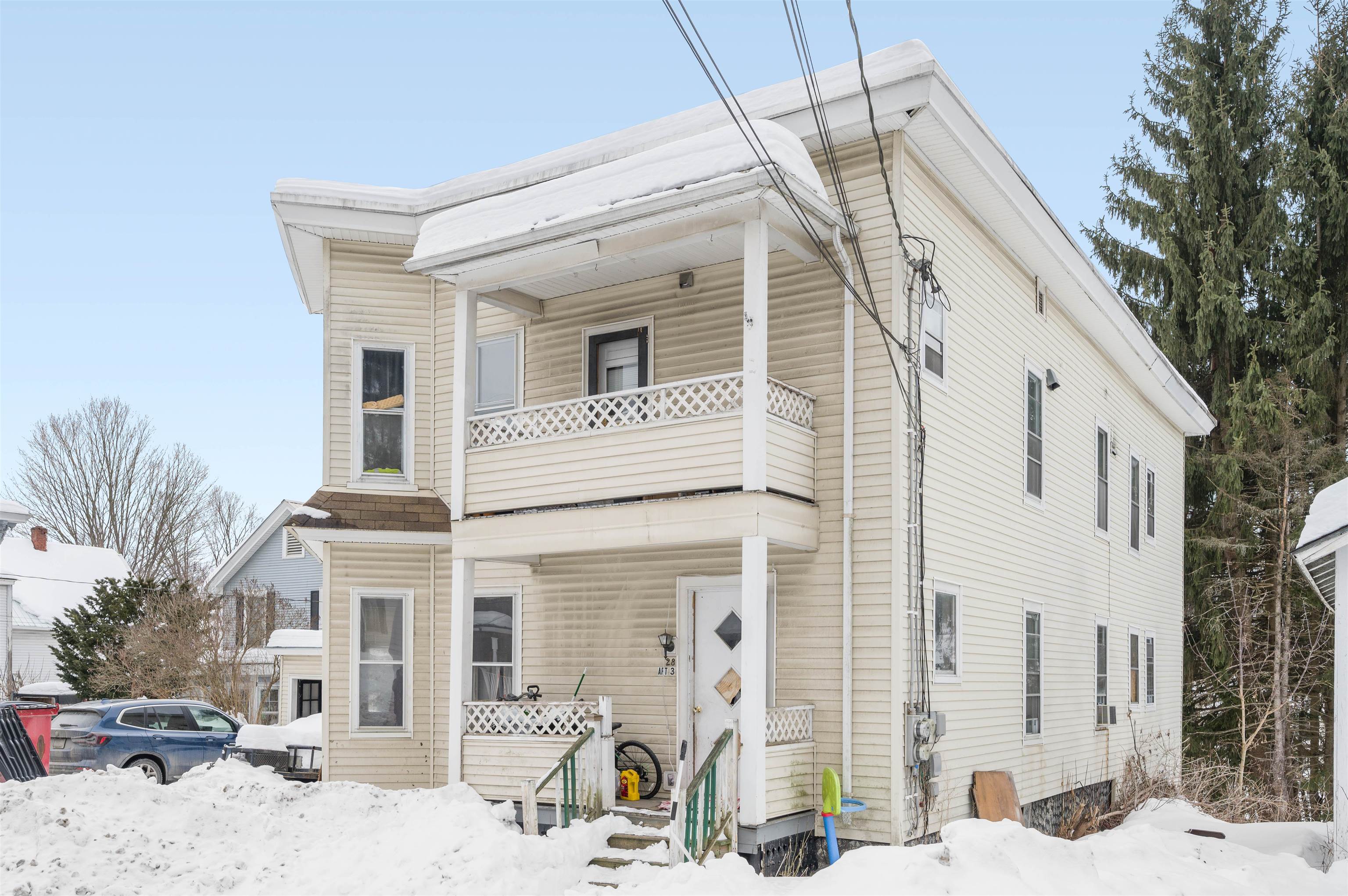 28 Pleasant Street Property Photo 2