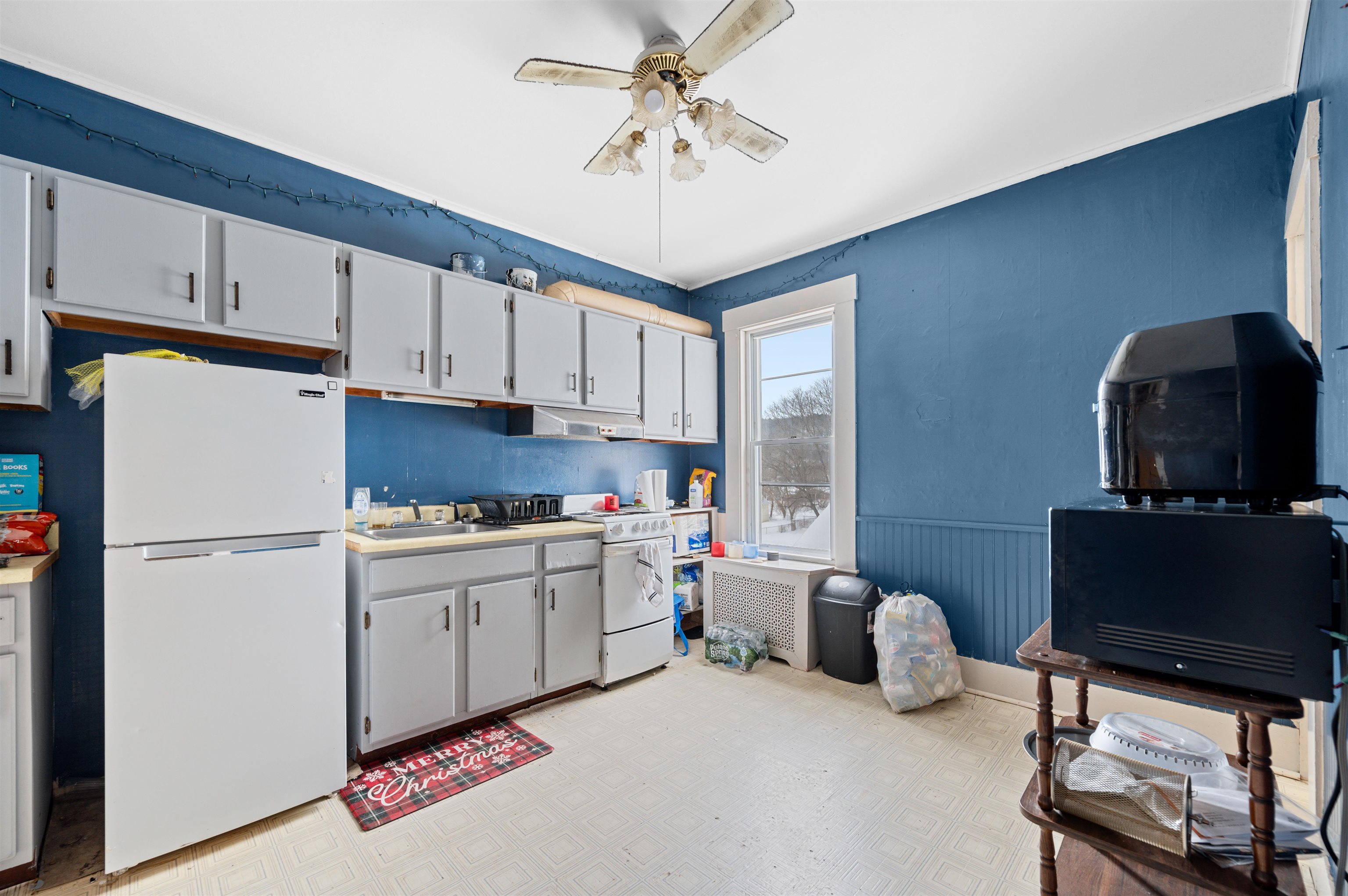 28 Pleasant Street Property Photo 14