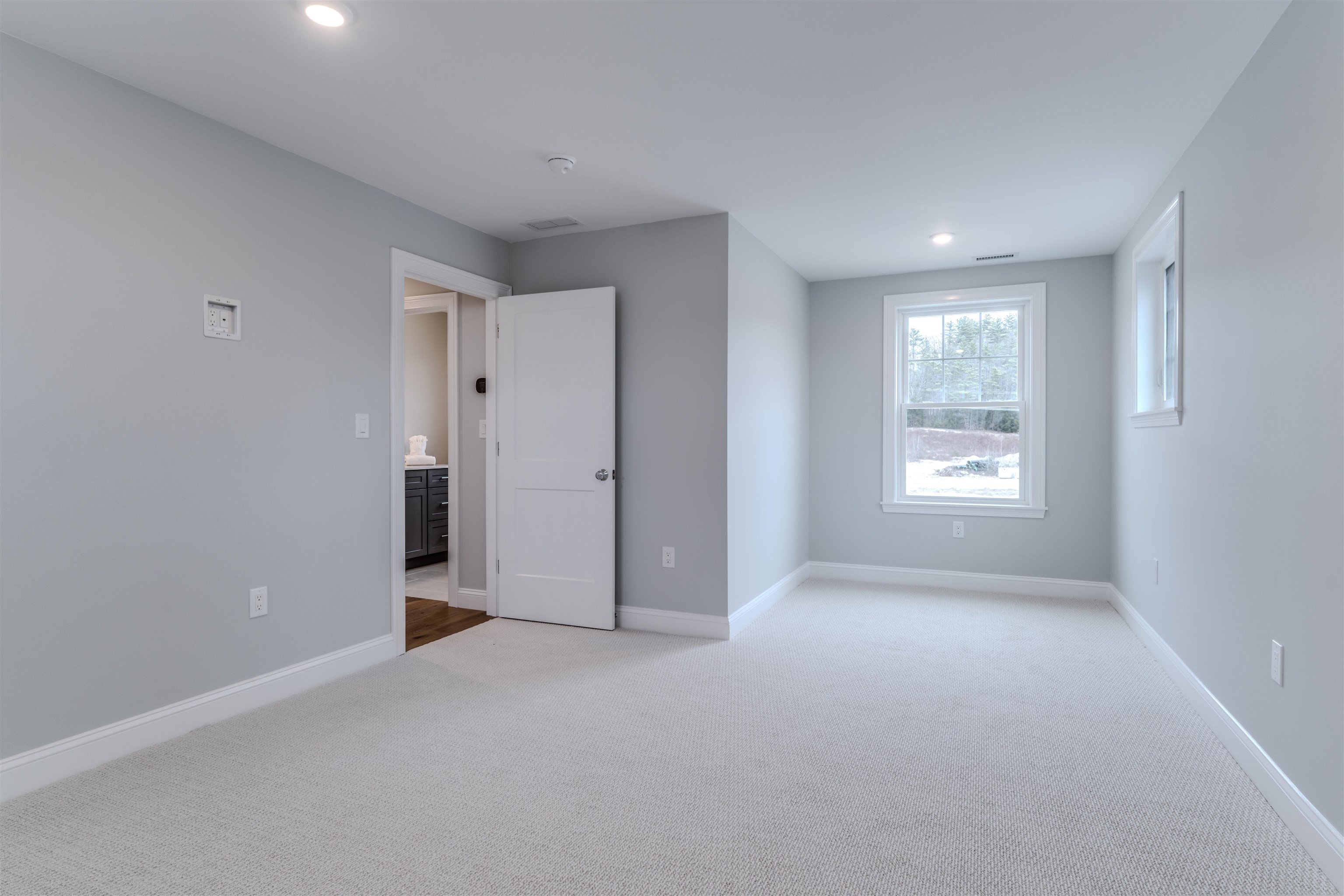 6 Benjamin Lane Property Photo 39