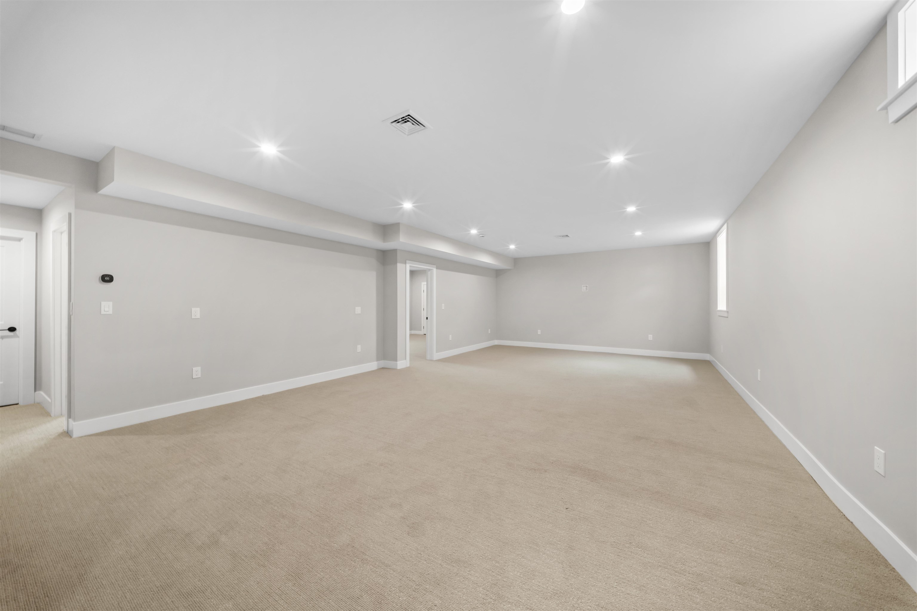 6 Benjamin Lane Property Photo 41