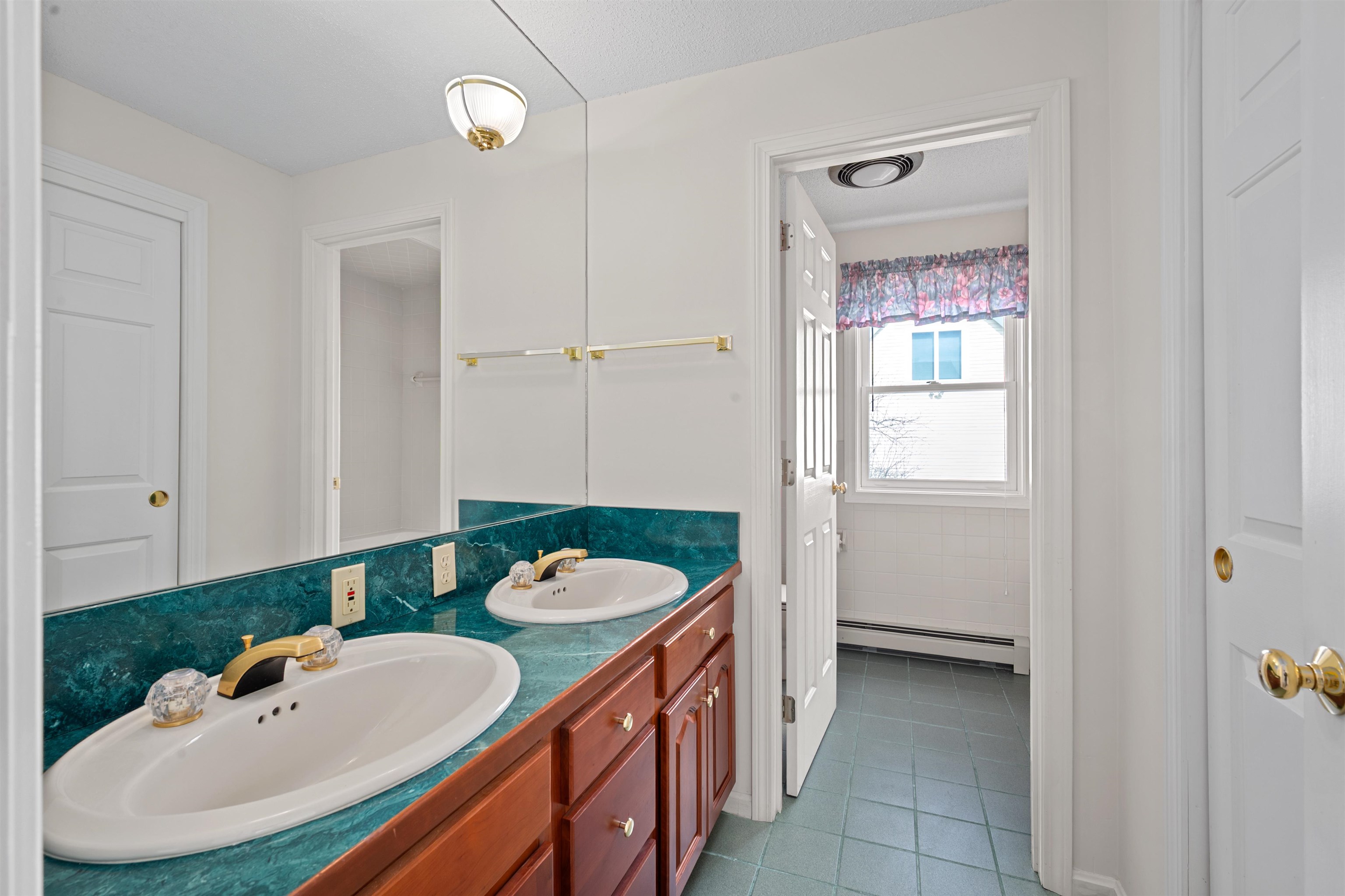 5 South Watch Road Property Photo 33
