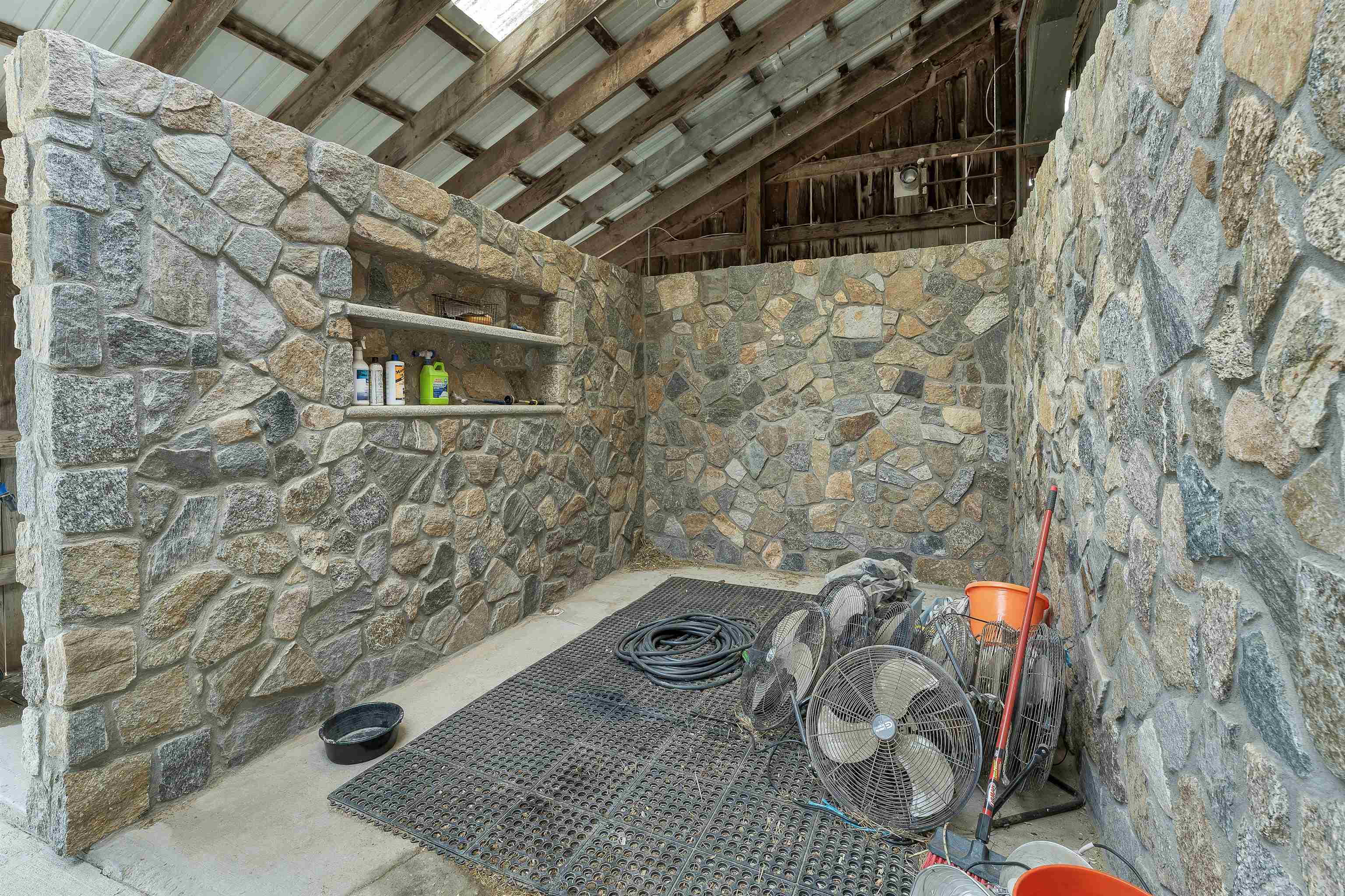 40 Dunbarton Center Road Property Photo 44