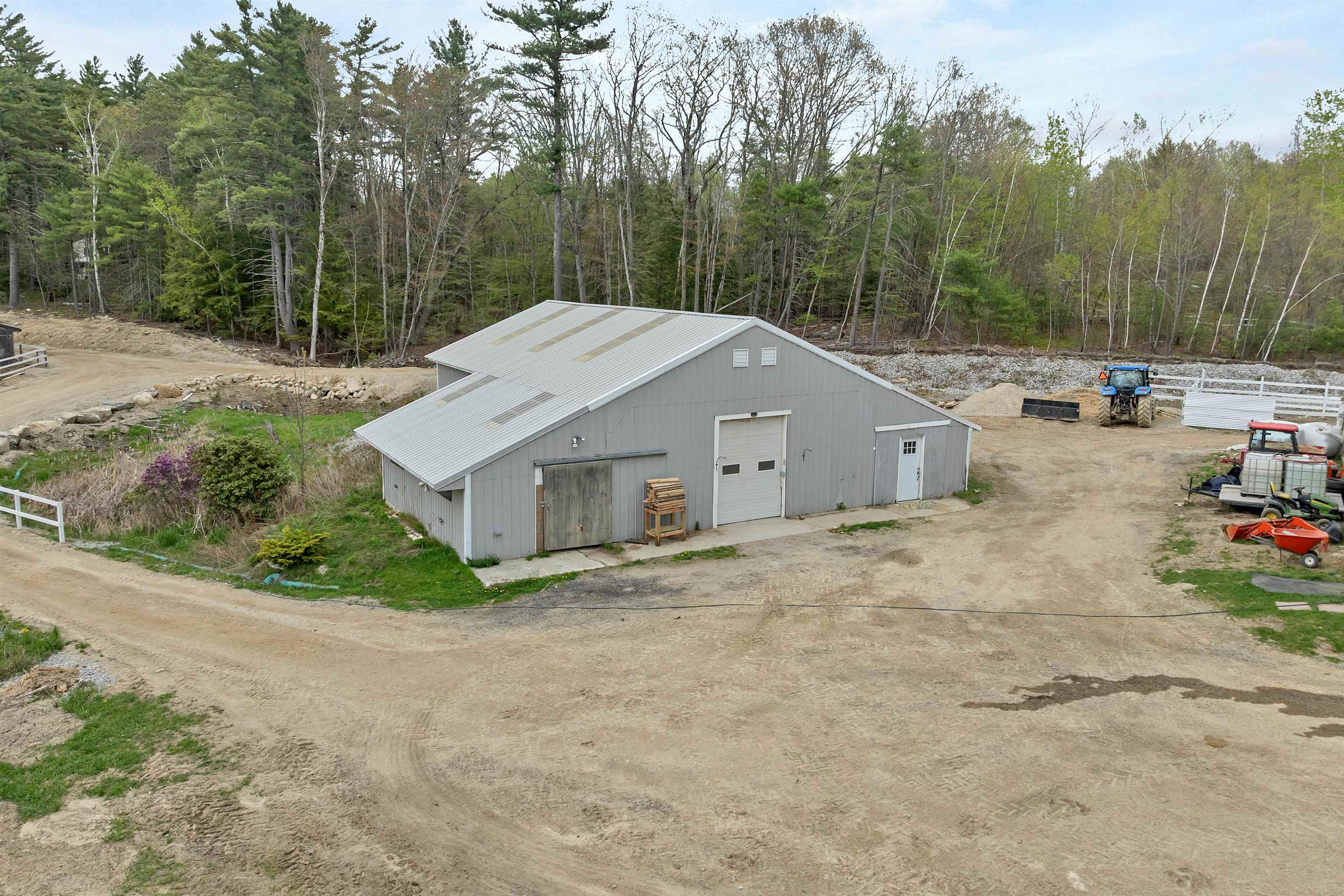 40 Dunbarton Center Road Property Photo 45