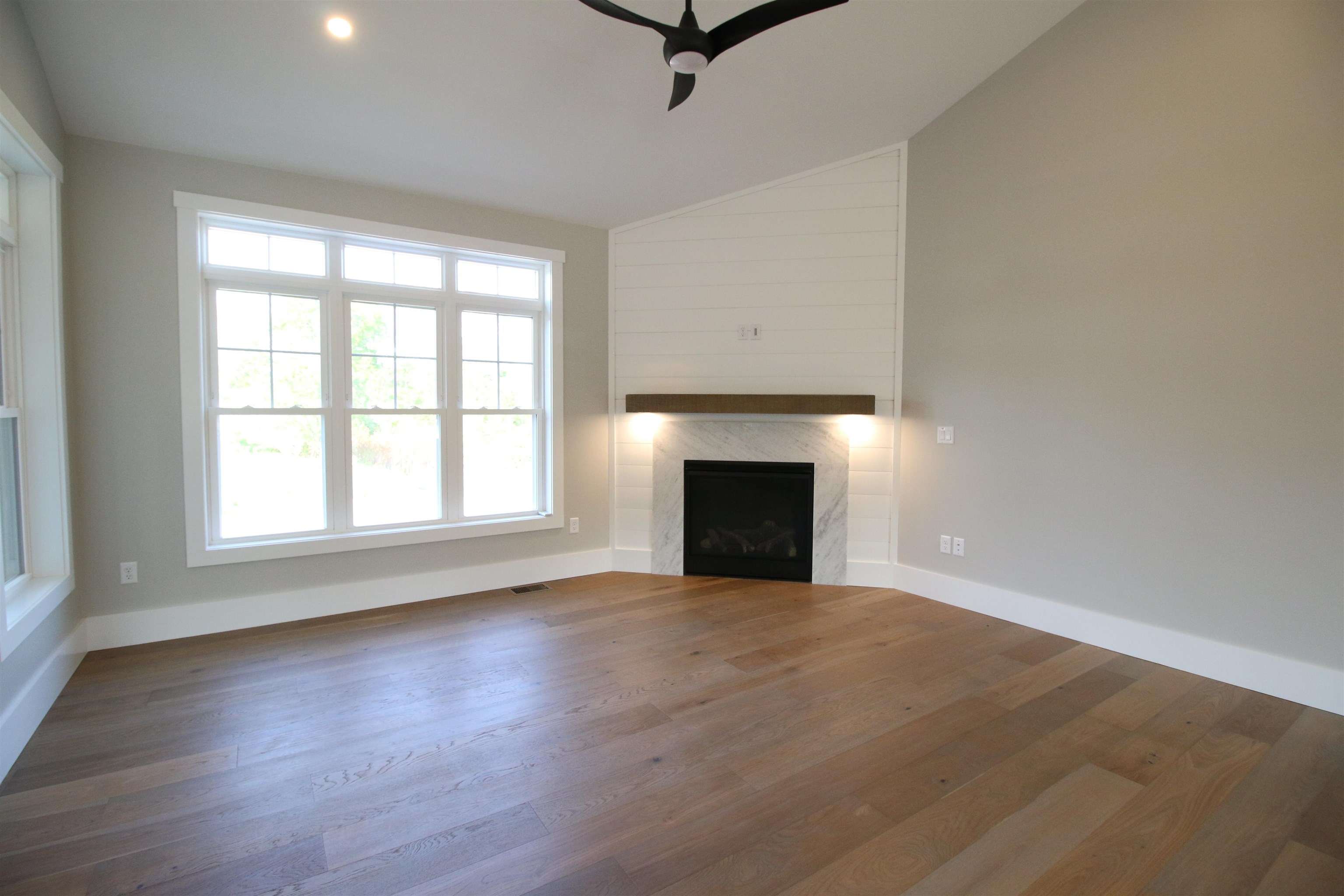 428 Dawn Court Property Photo 20
