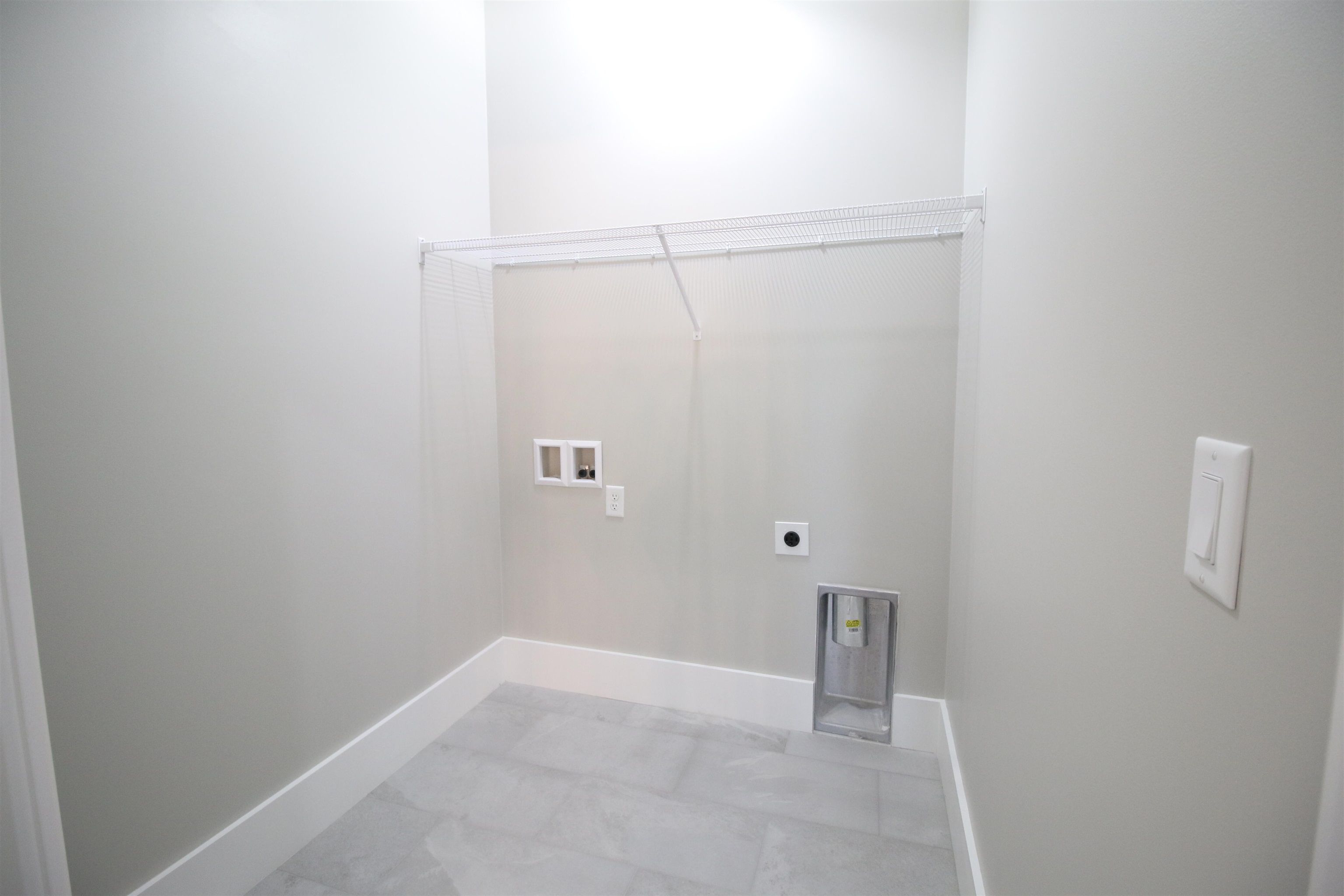 428 Dawn Court Property Photo 23