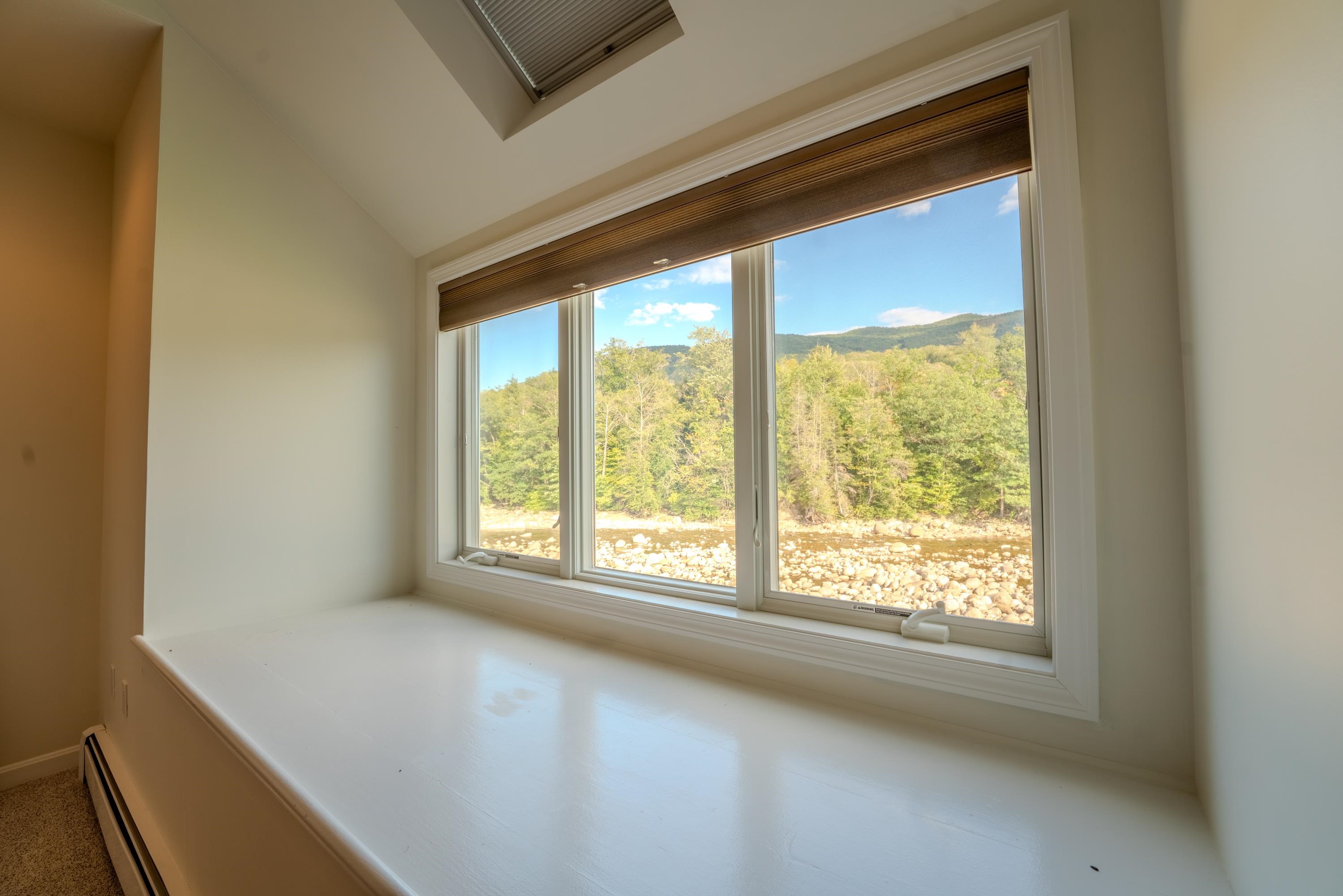 52 Bunker Lane Property Photo 18