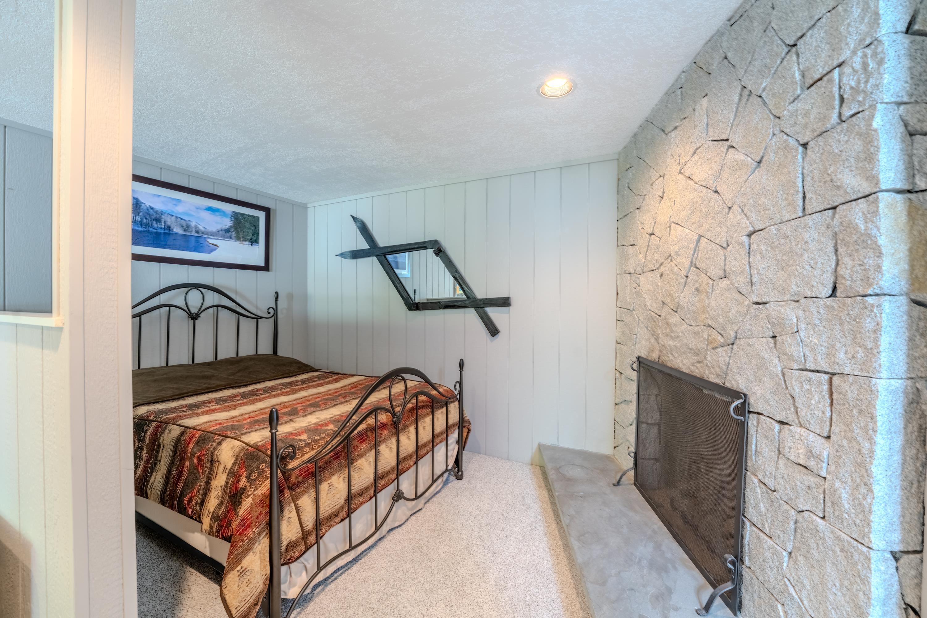 52 Bunker Lane Property Photo 36