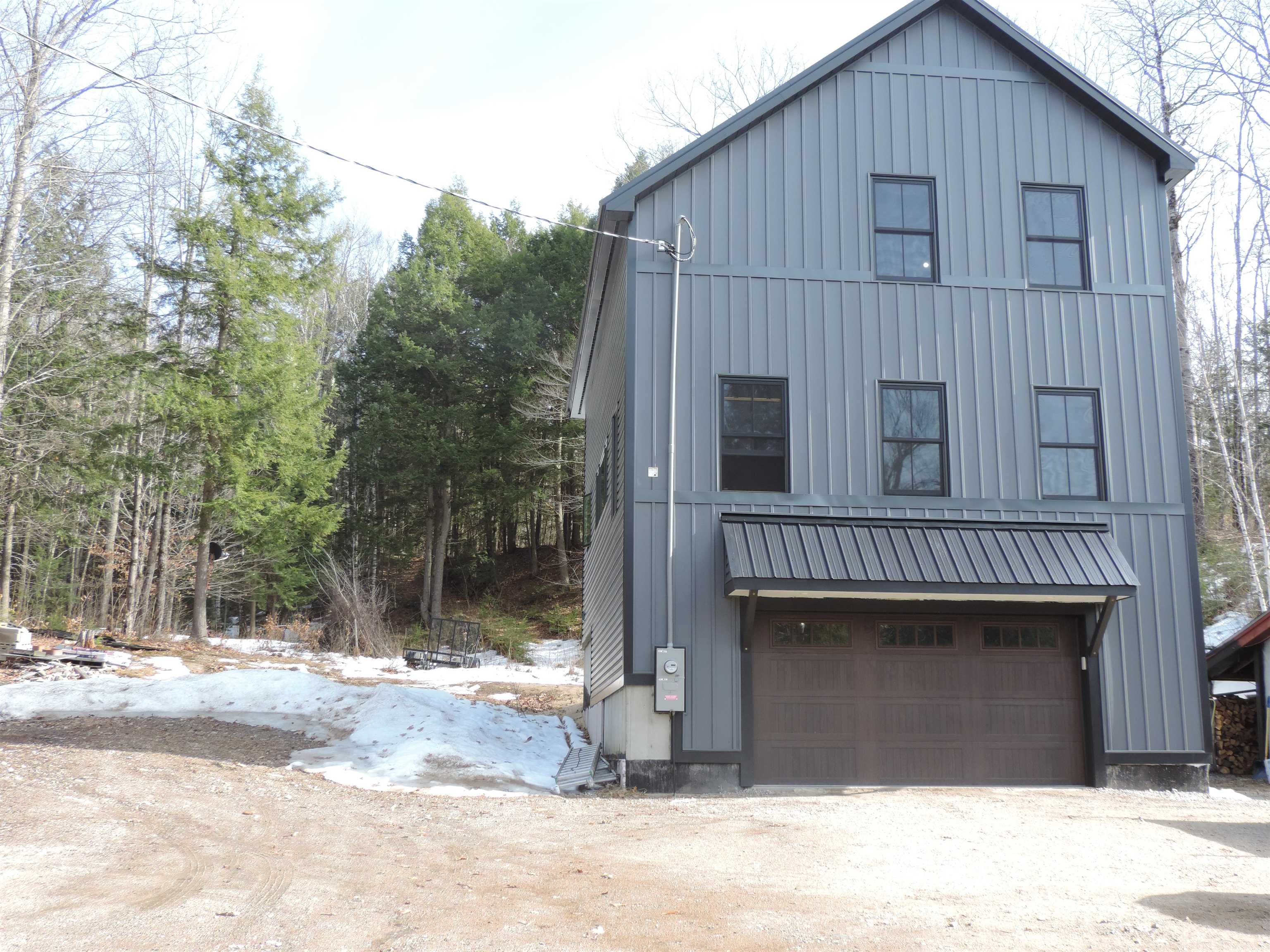 445 Whittier Highway Property Photo 3