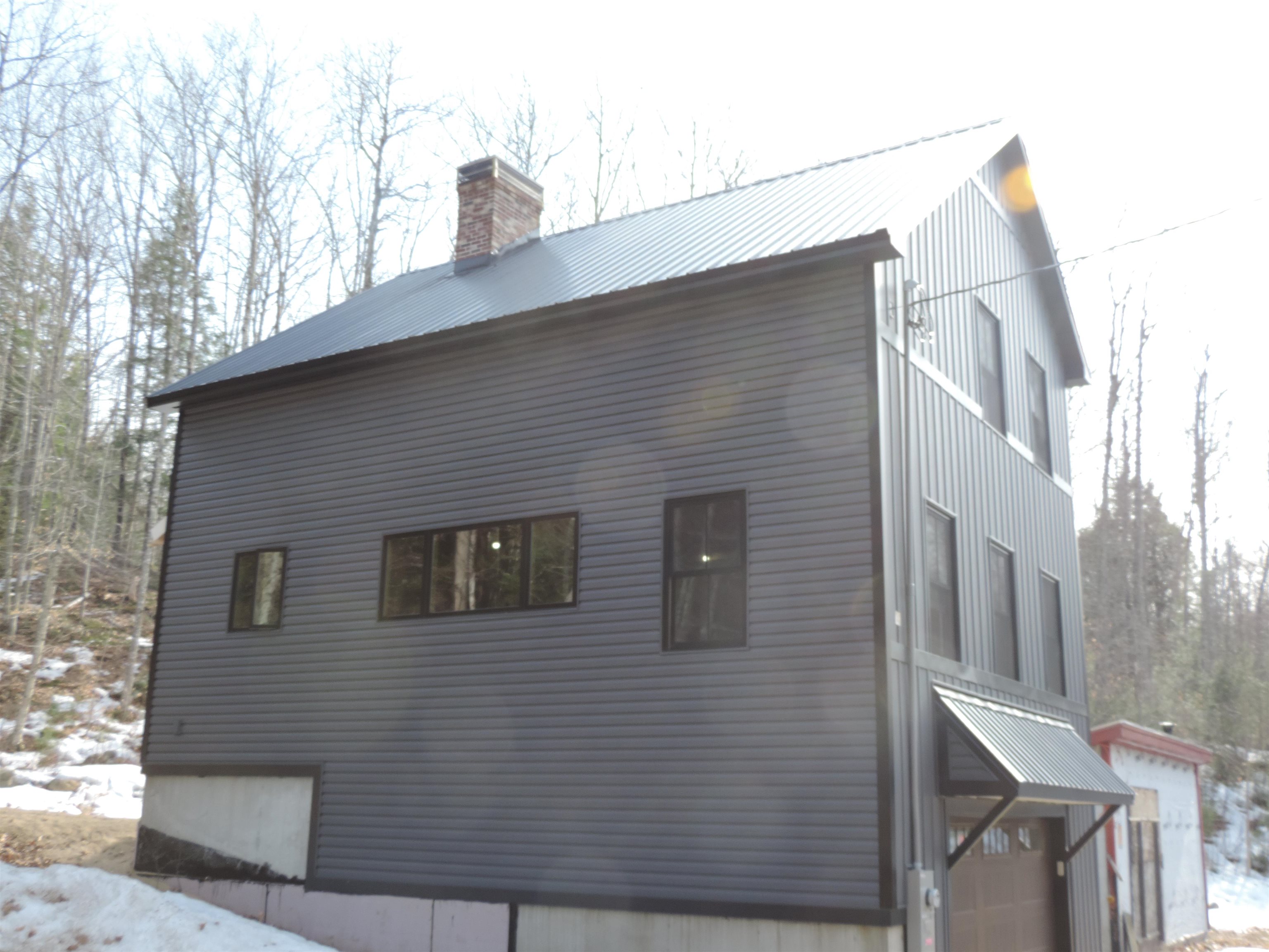 445 Whittier Highway Property Photo 4