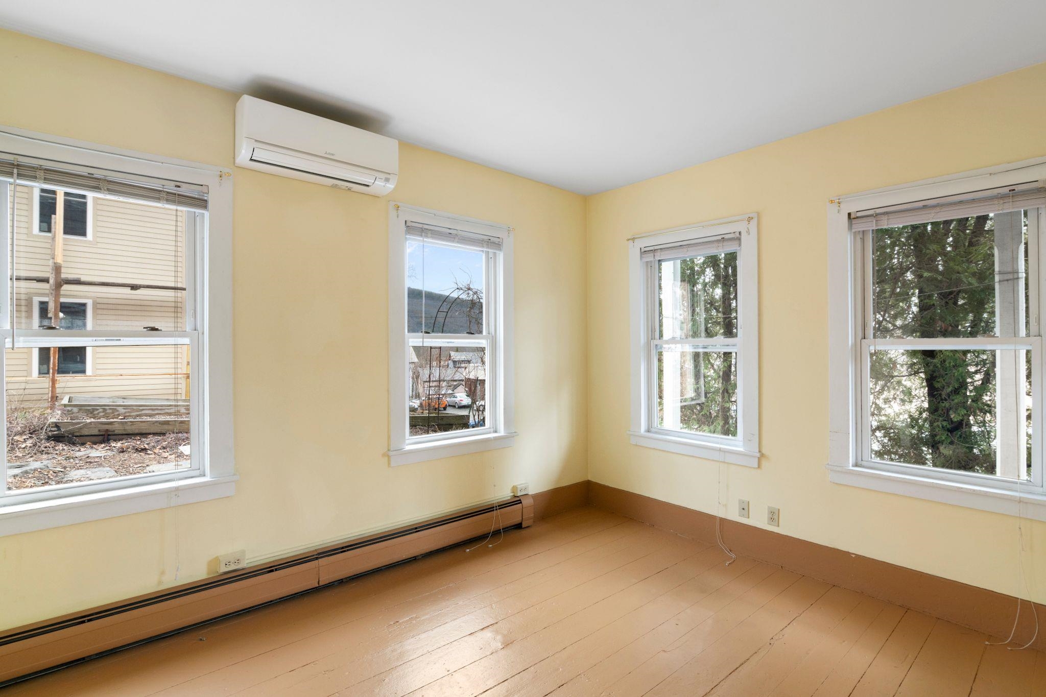 219 High Street Property Photo 9