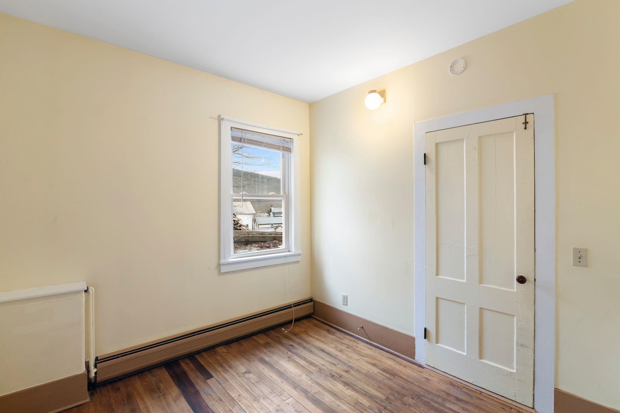 219 High Street Property Photo 11