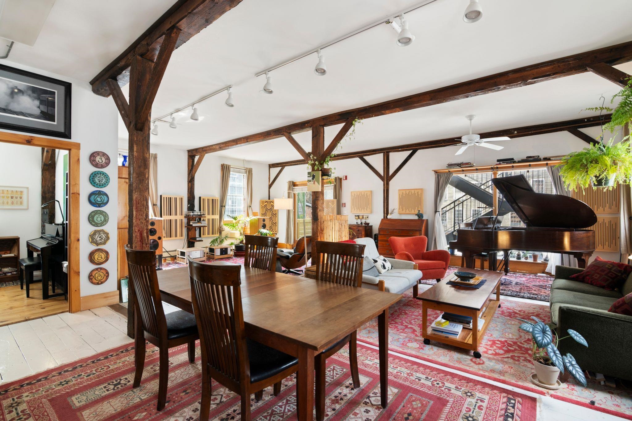 116 Birge Street Property Photo 4