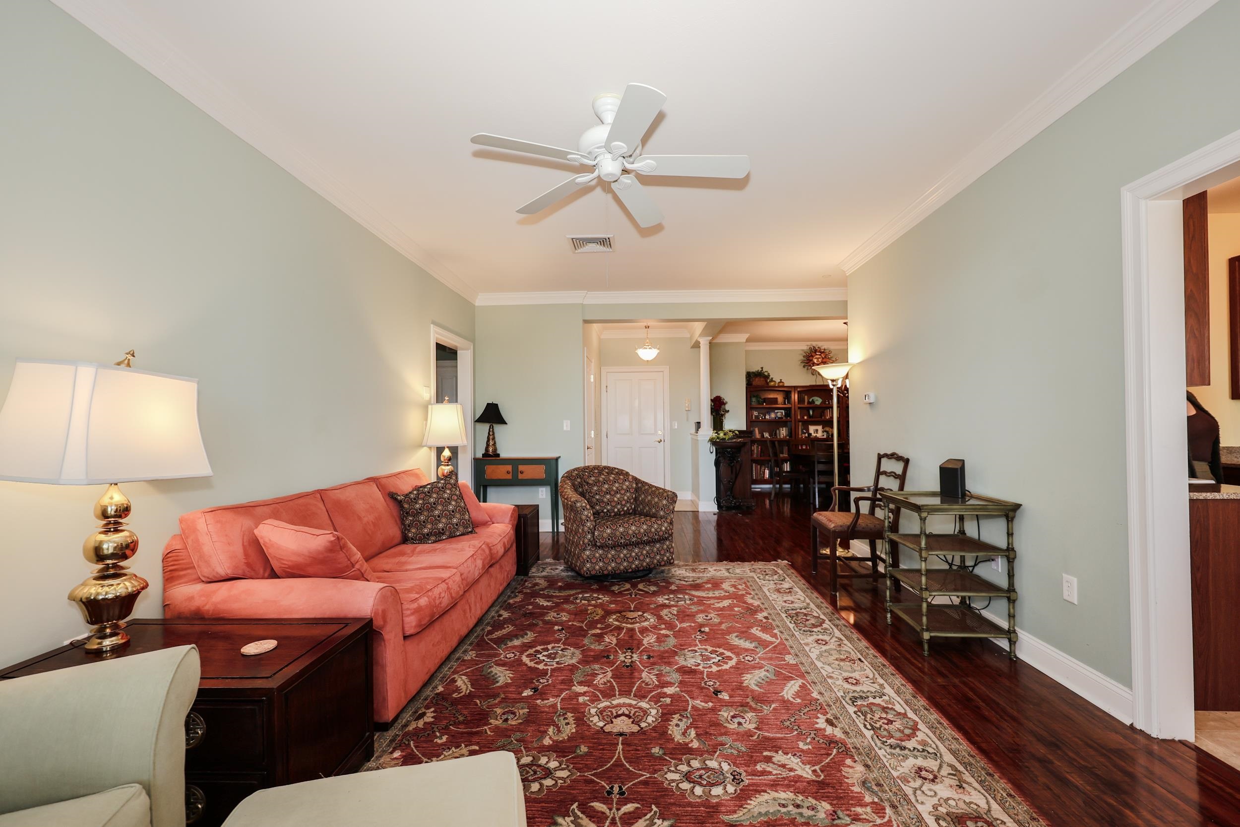 160 Daniel Webster Highway Property Photo 3