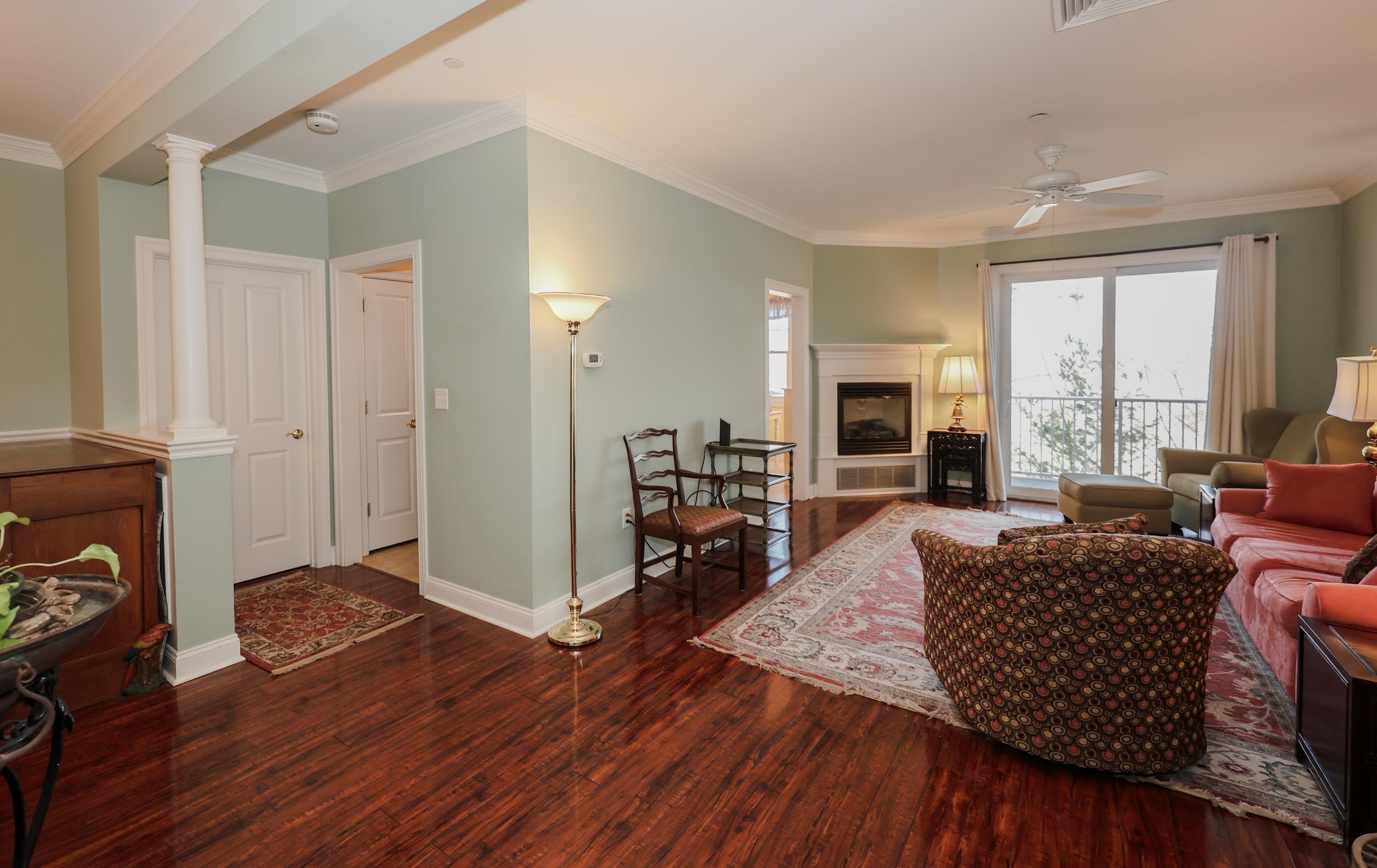 160 Daniel Webster Highway Property Photo 12