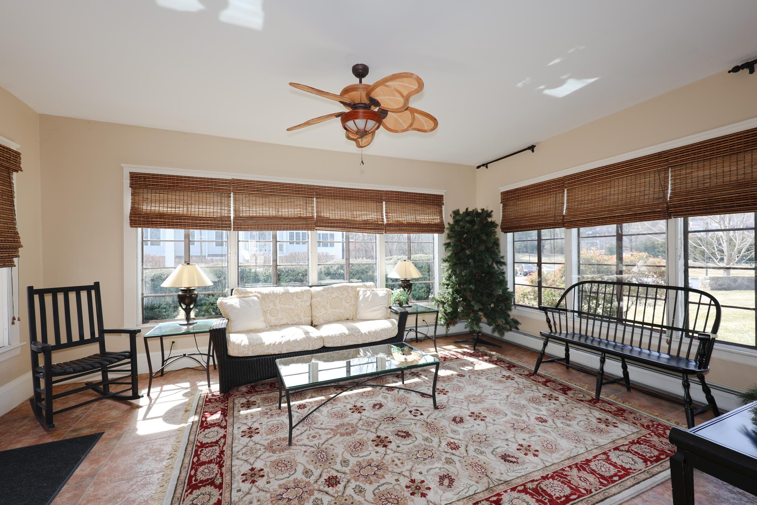 160 Daniel Webster Highway Property Photo 38