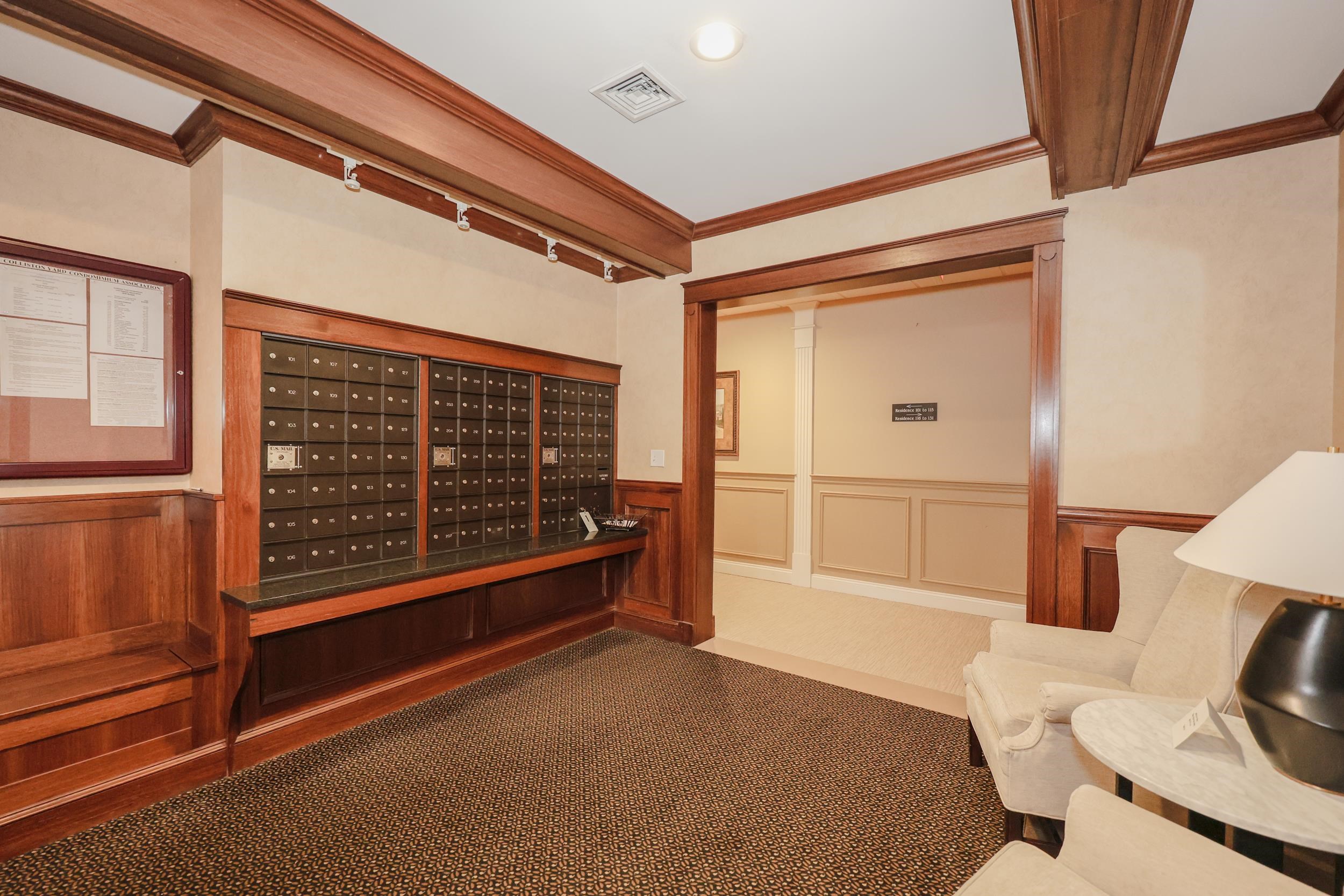 160 Daniel Webster Highway Property Photo 39