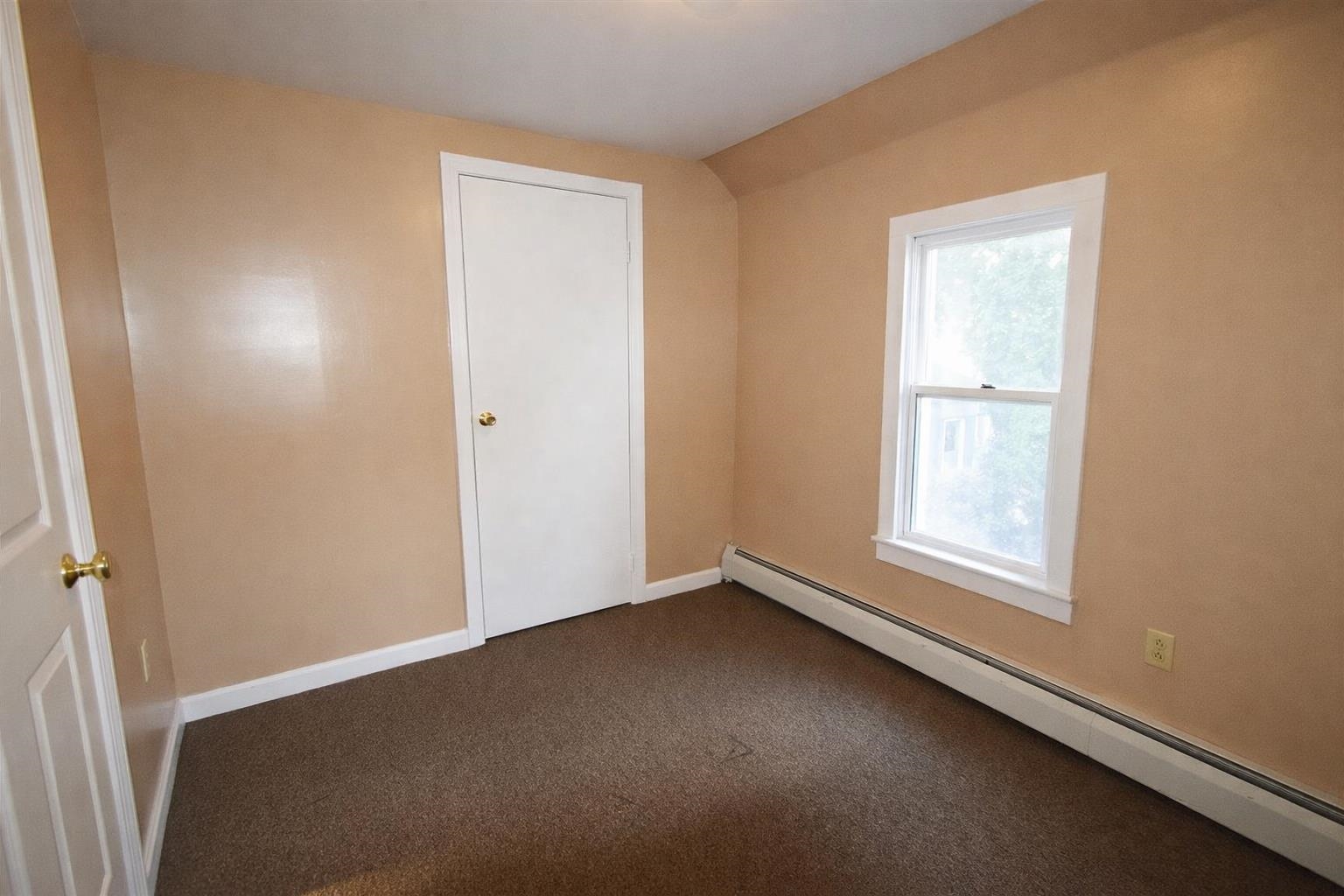 138 Maple Street Property Photo 15