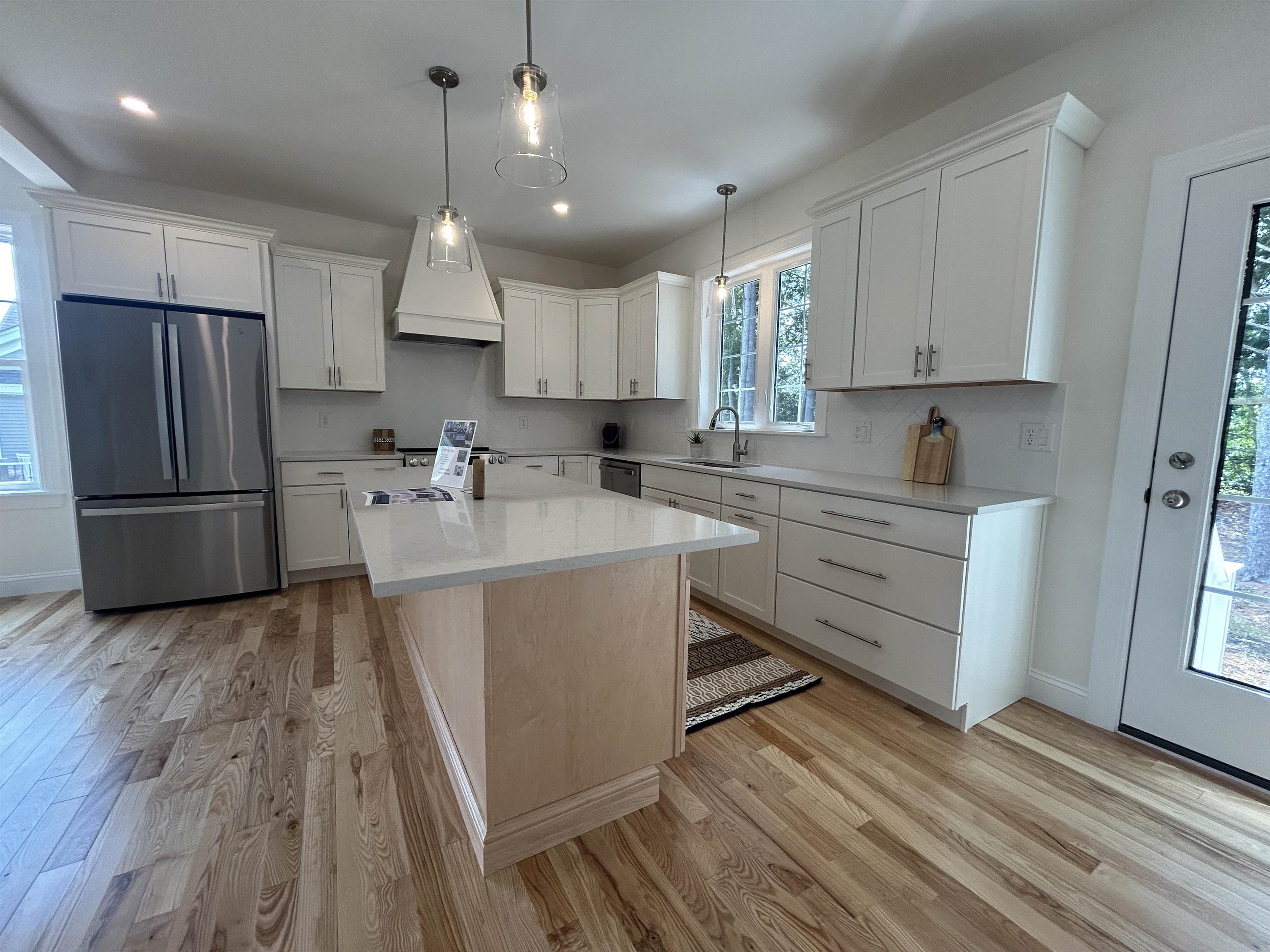 28 Summerwind Place Property Photo 8