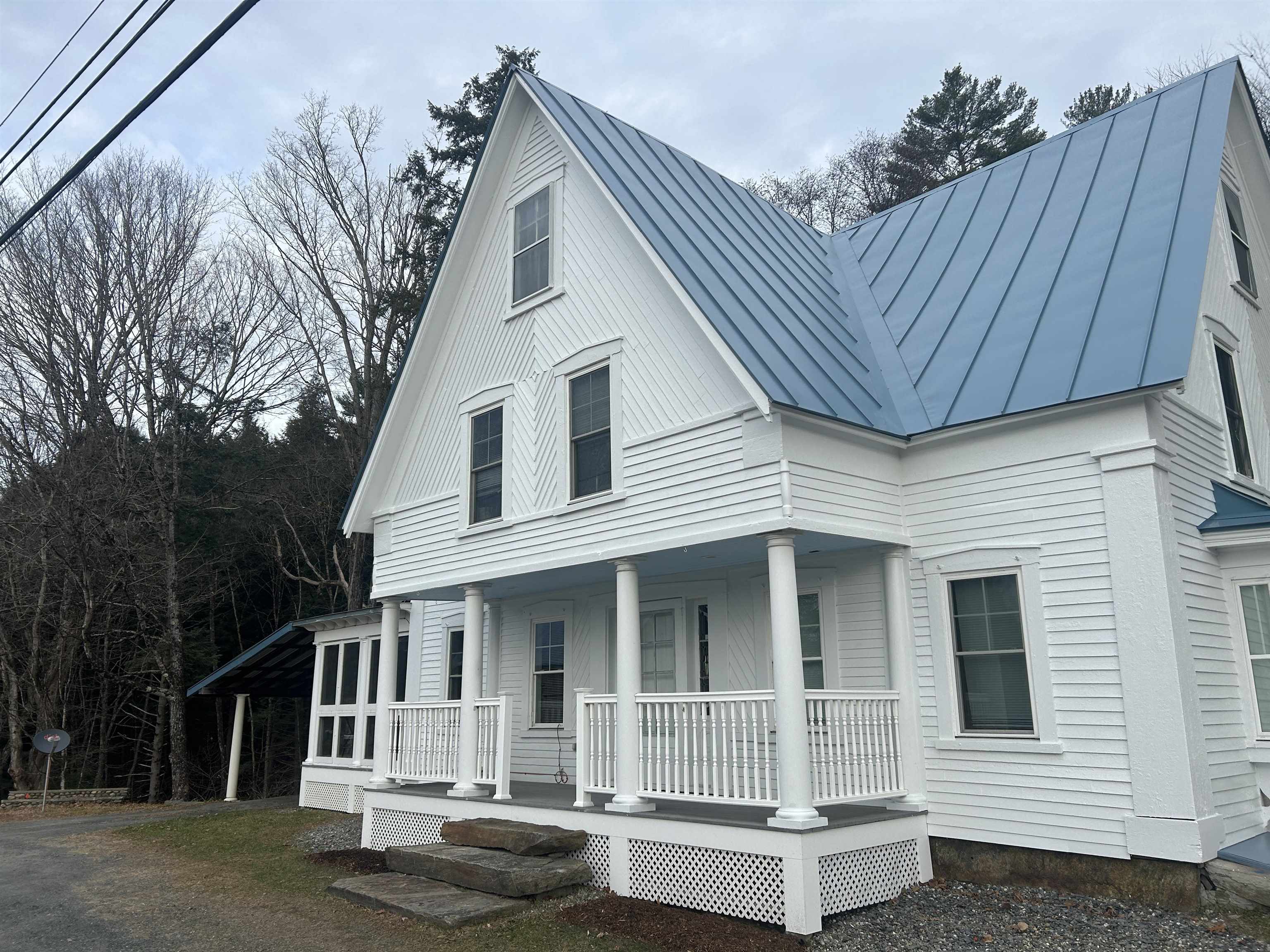 978 Dartmouth College Highway Property Photo 2