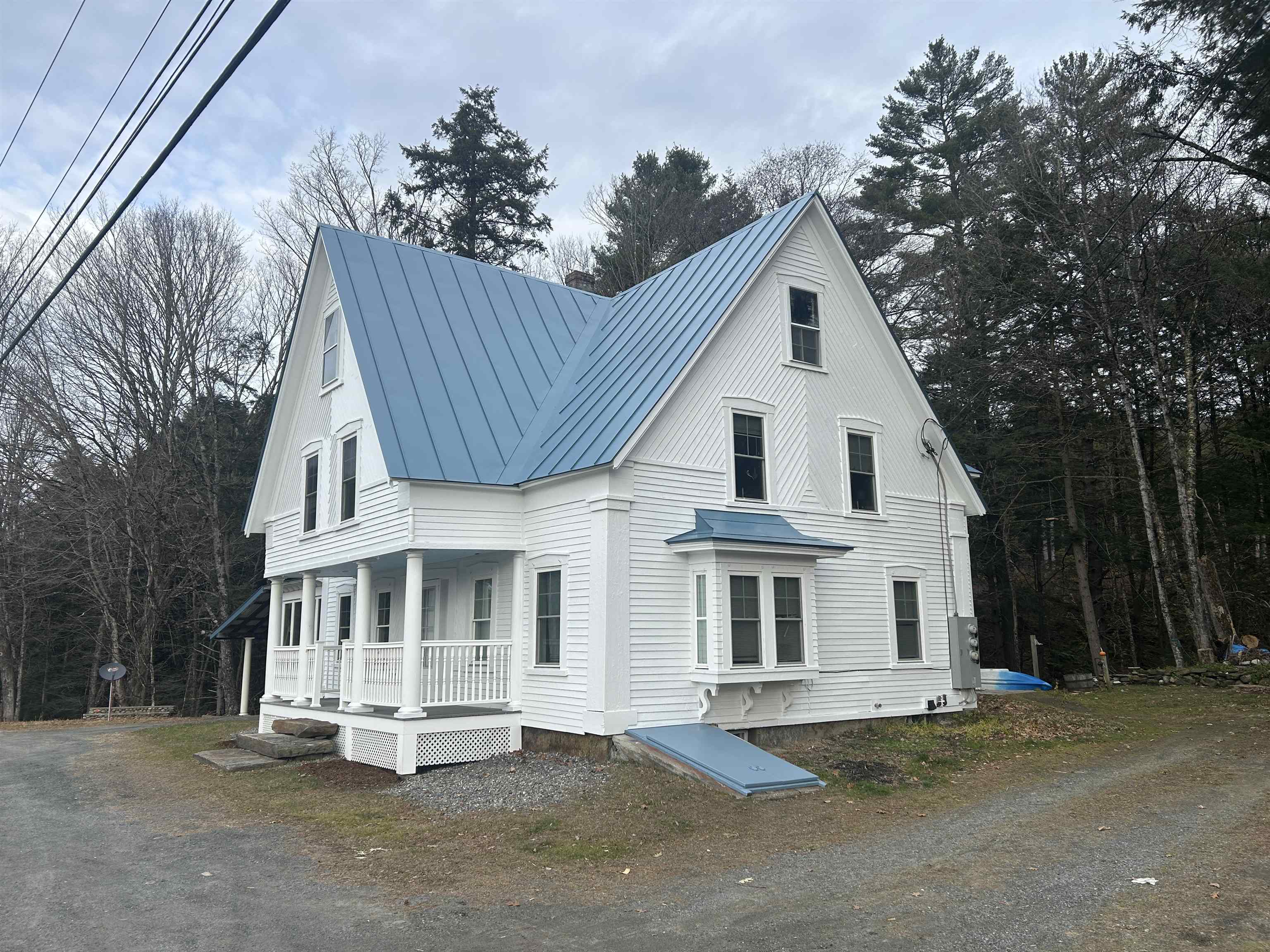 978 Dartmouth College Highway Property Photo 4