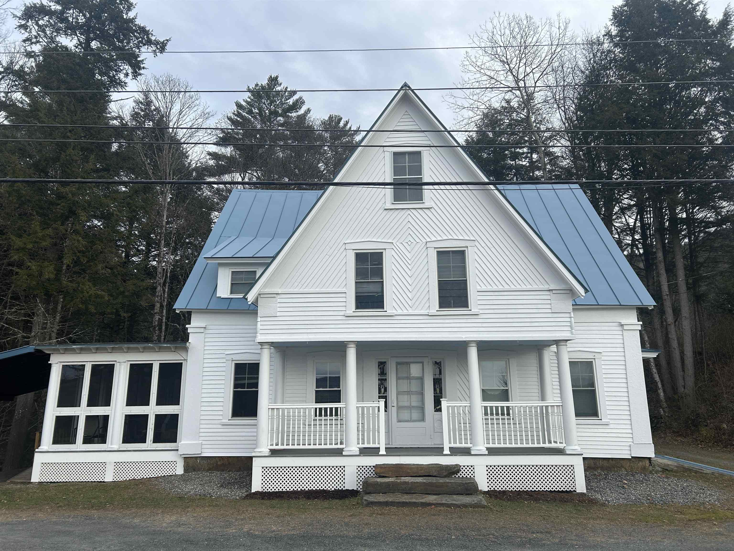 978 Dartmouth College Highway Property Photo 1