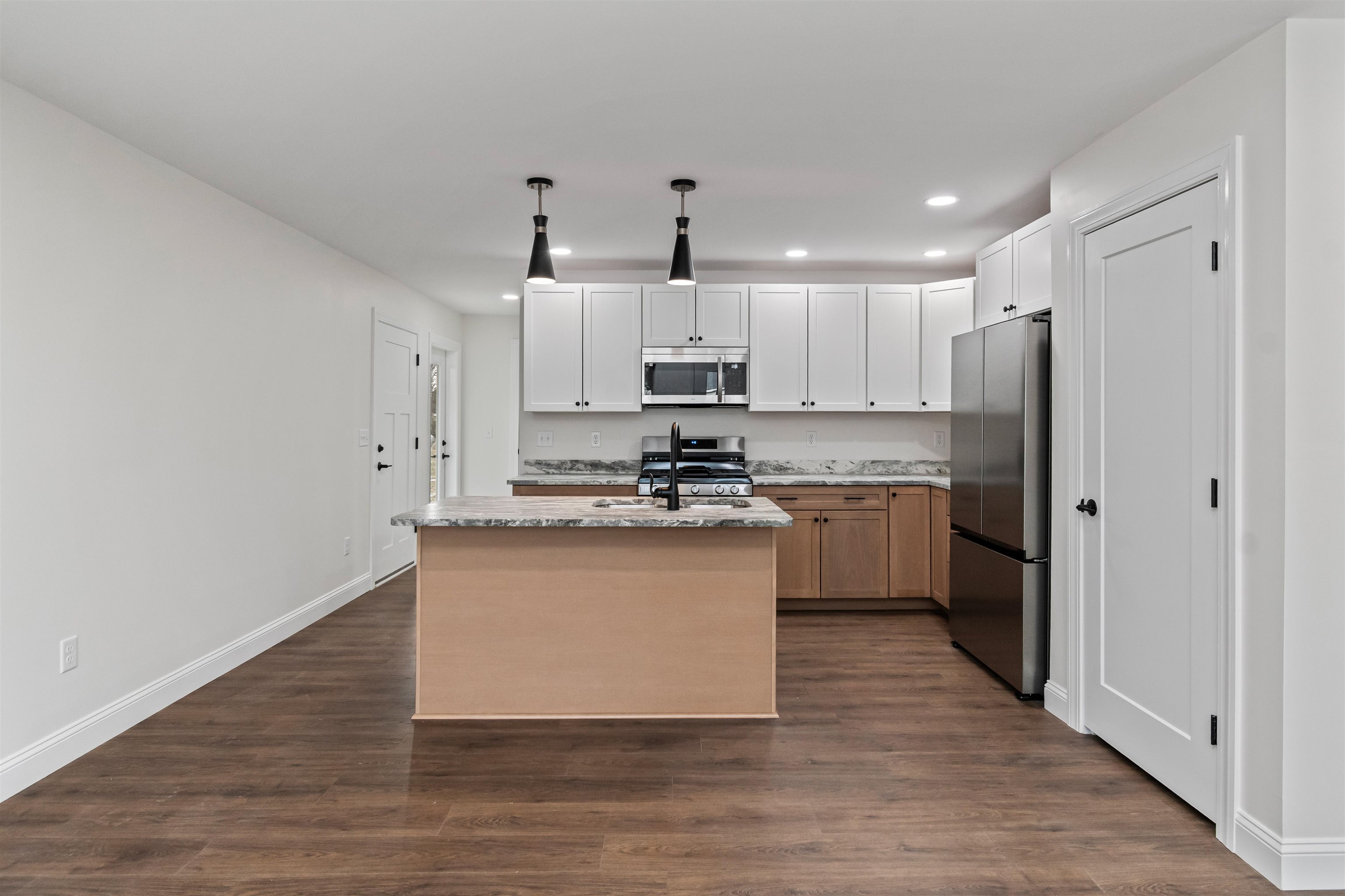 30 Upper Gilman Street Property Photo 6