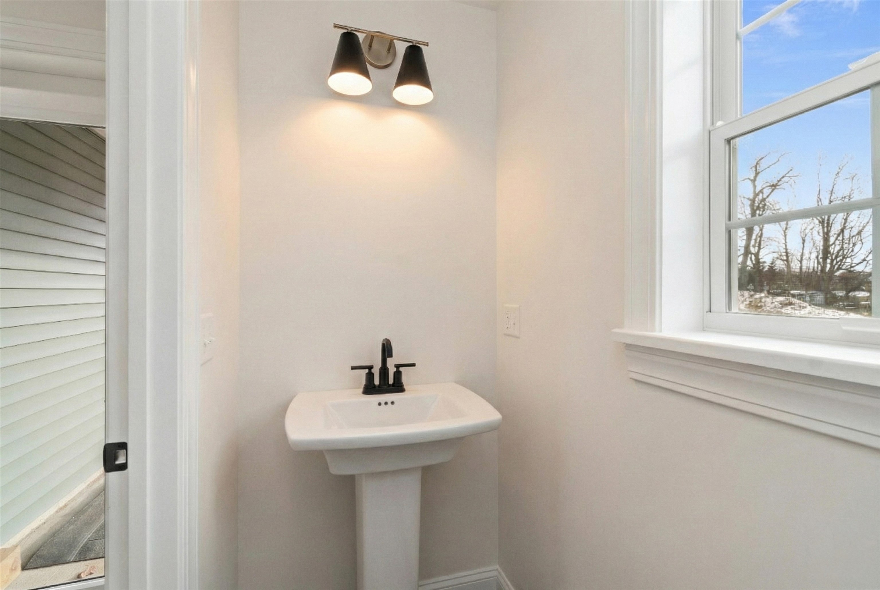 30 Upper Gilman Street Property Photo 12