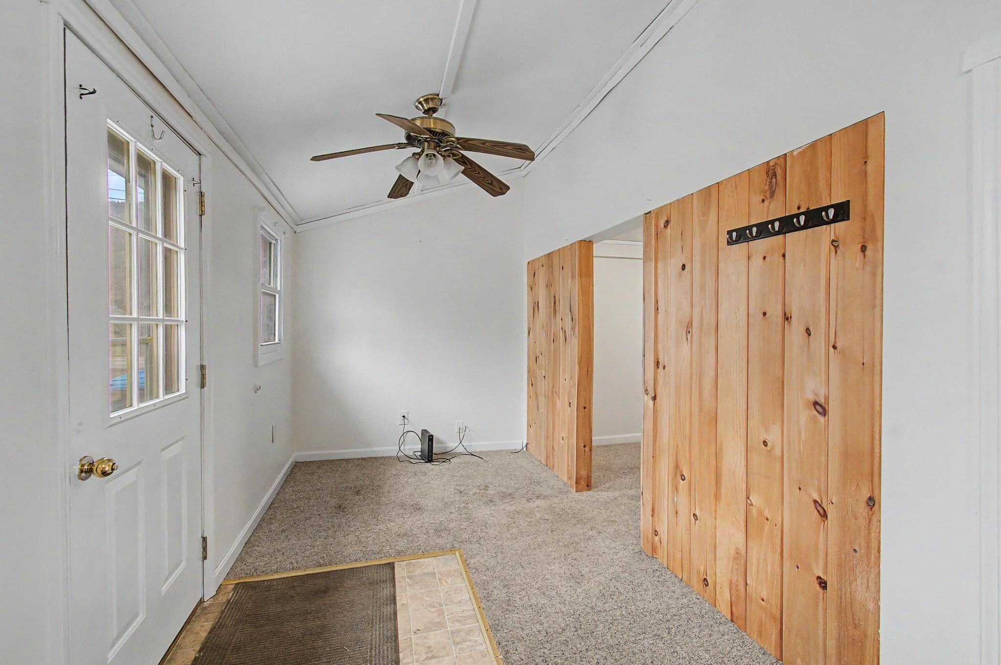 4711 Main Road Property Photo 7