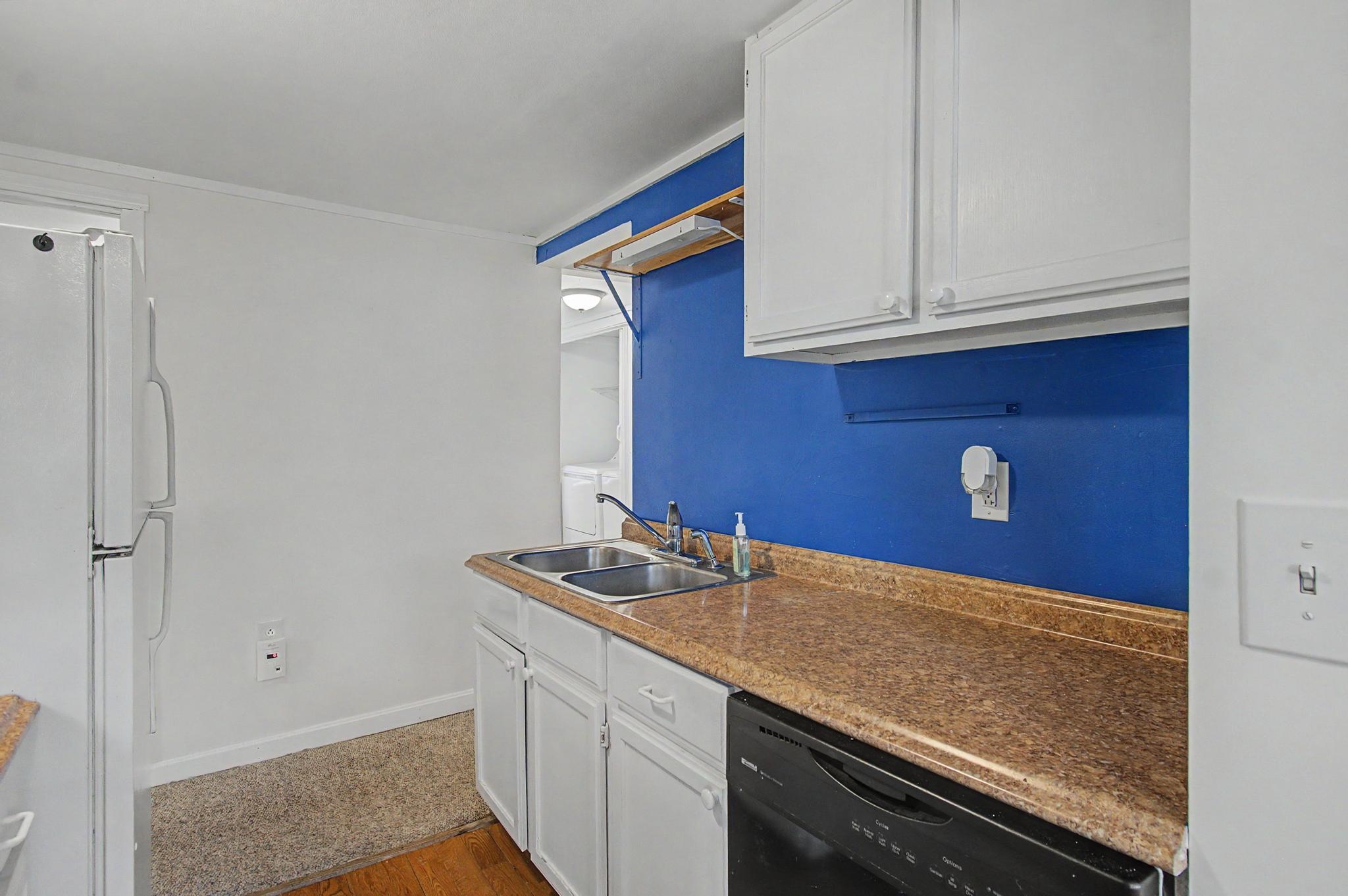 4711 Main Road Property Photo 14