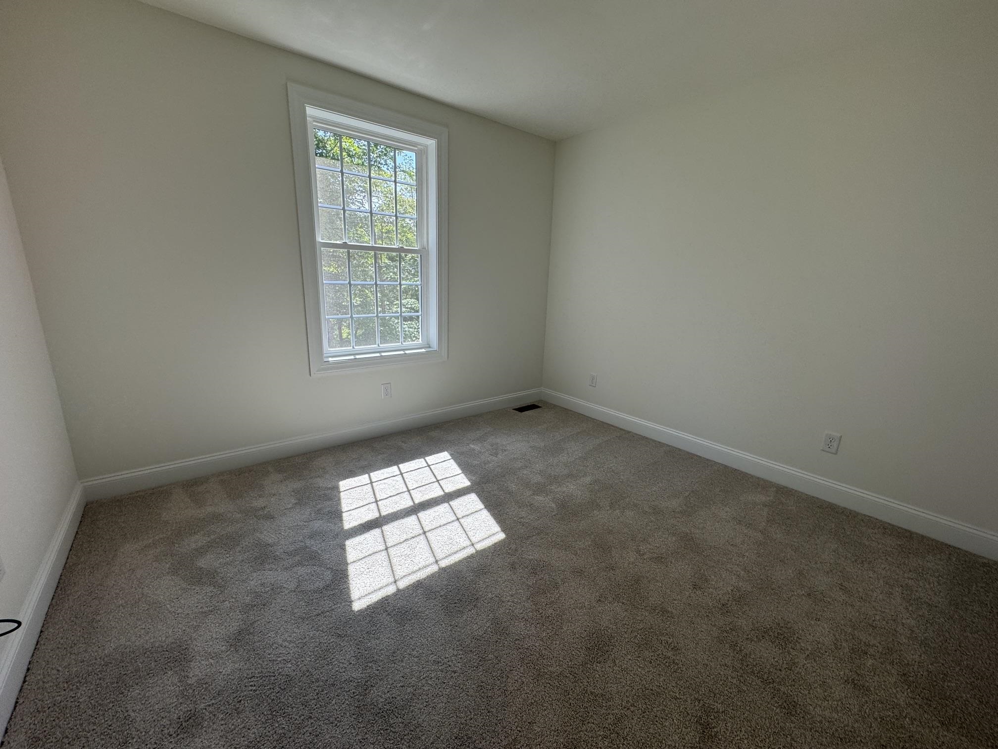 5c Dearborn Circle Property Photo 10
