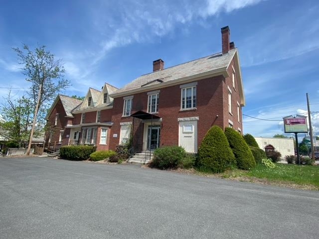 109 Pleasant Street Property Photo 4