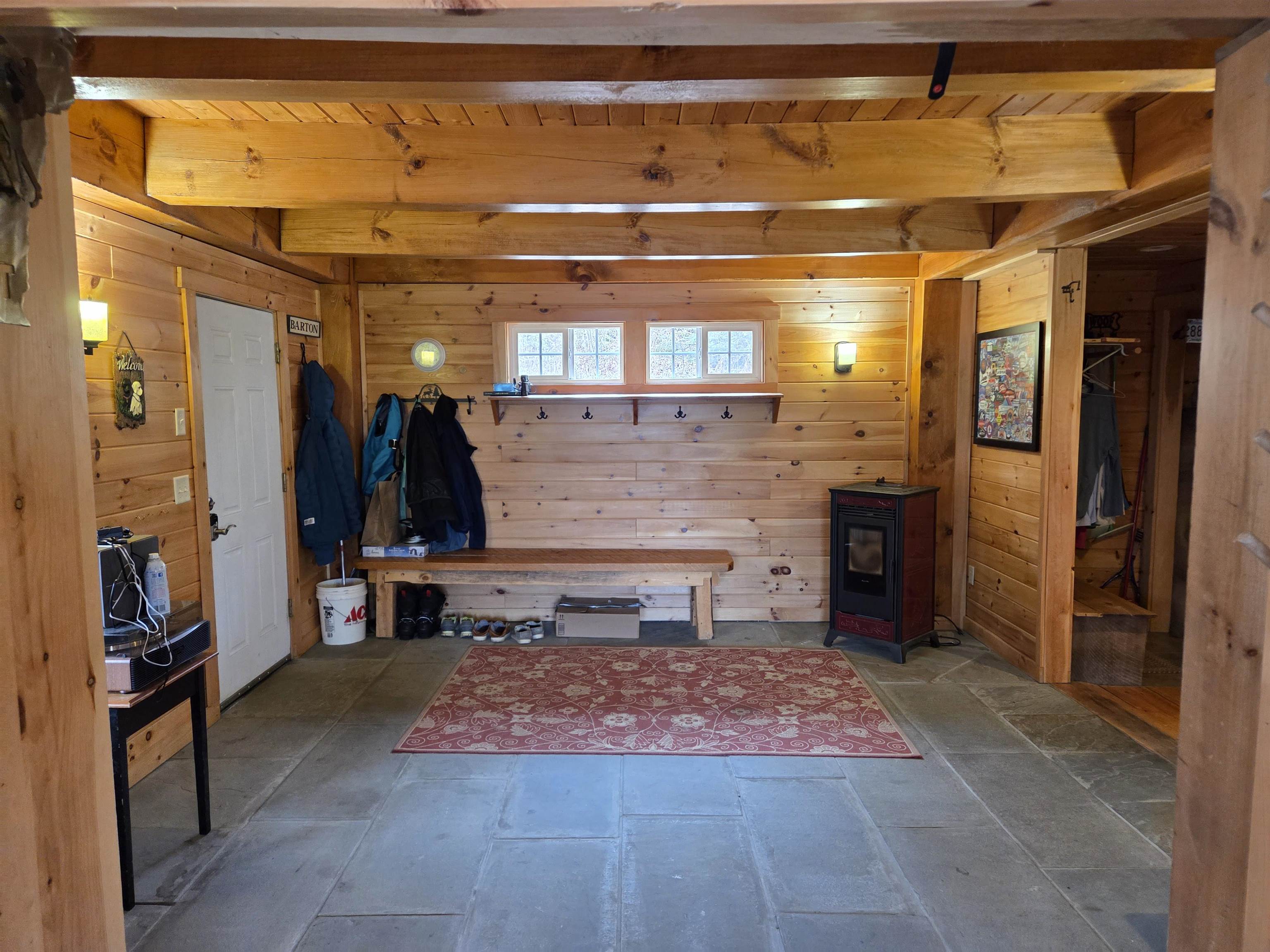 2171 Duck Pond Road Property Photo 6