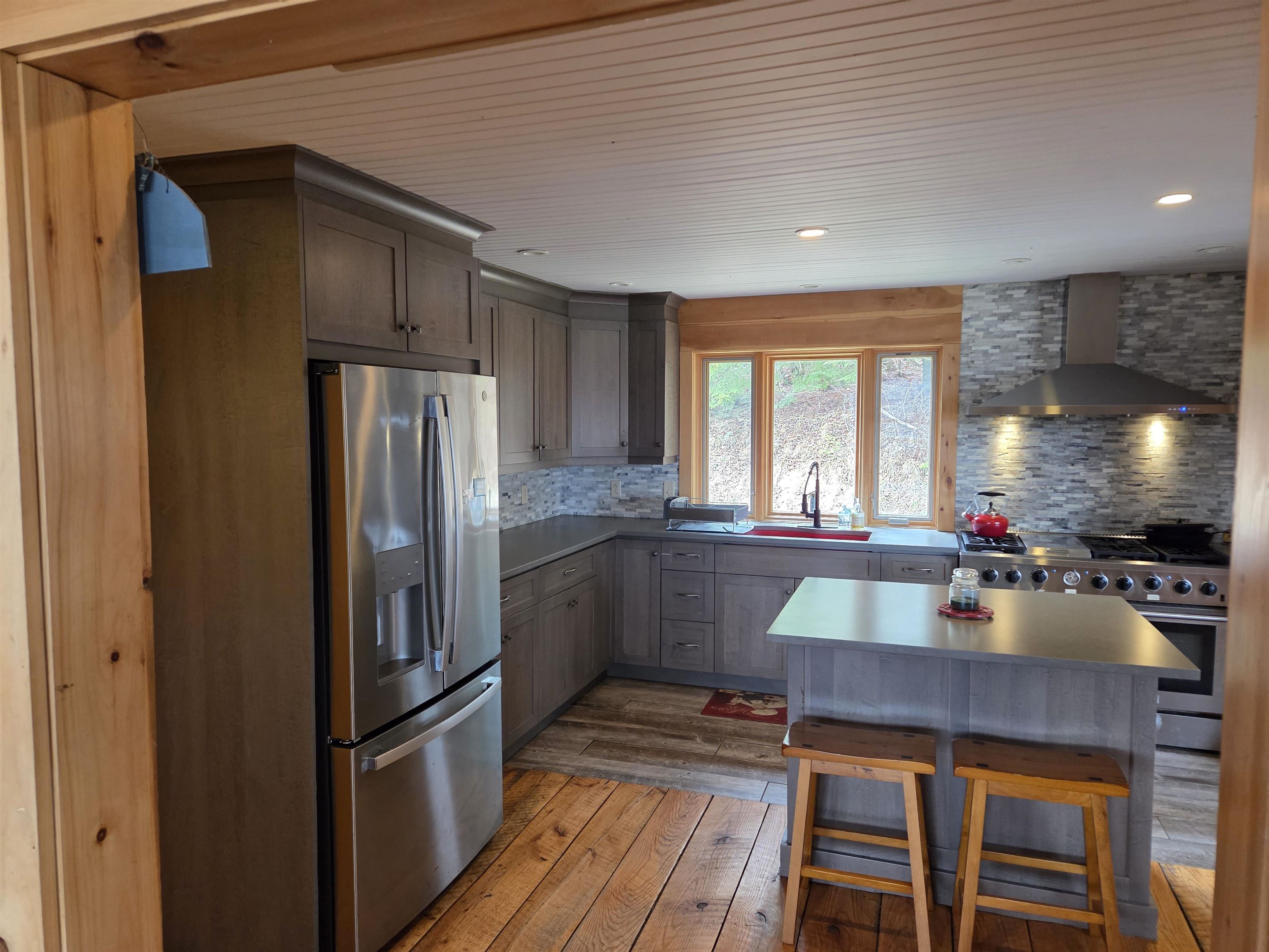 2171 Duck Pond Road Property Photo 7