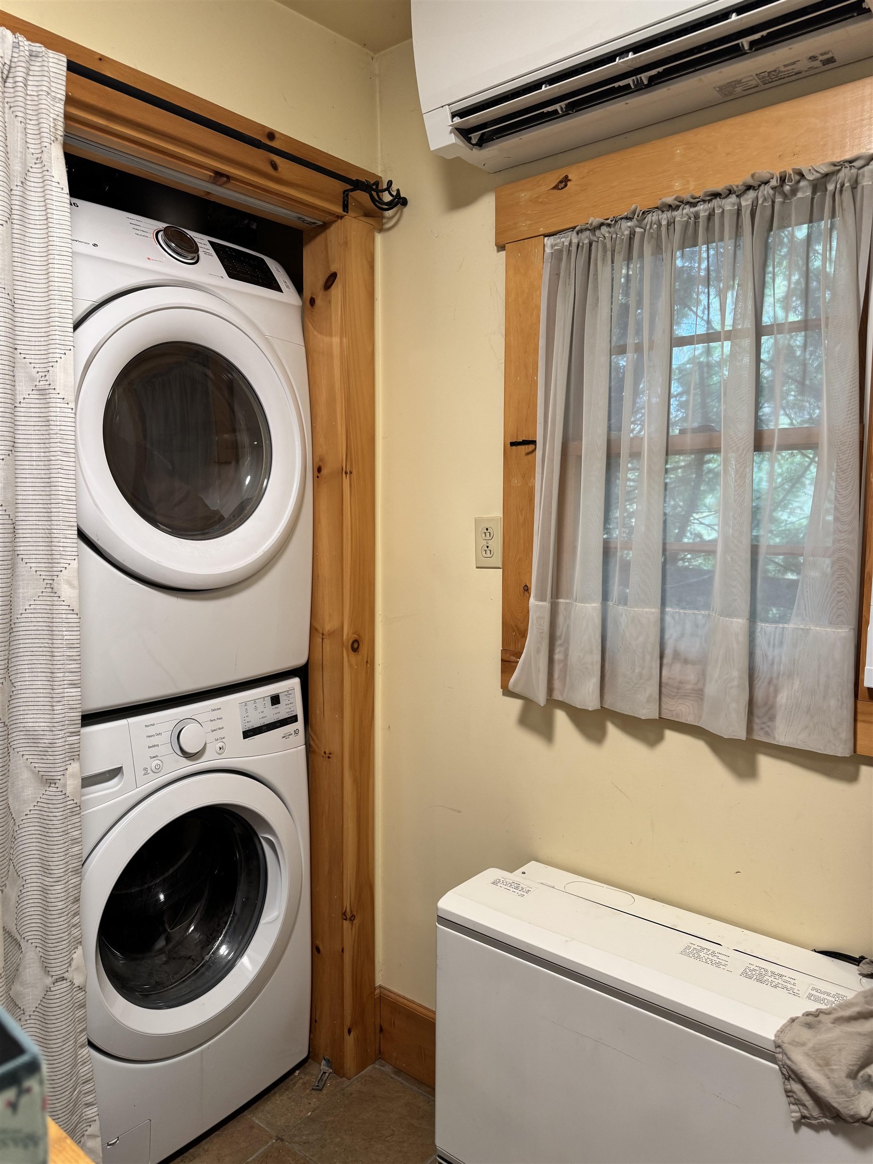 217 Ferry Road Property Photo 8