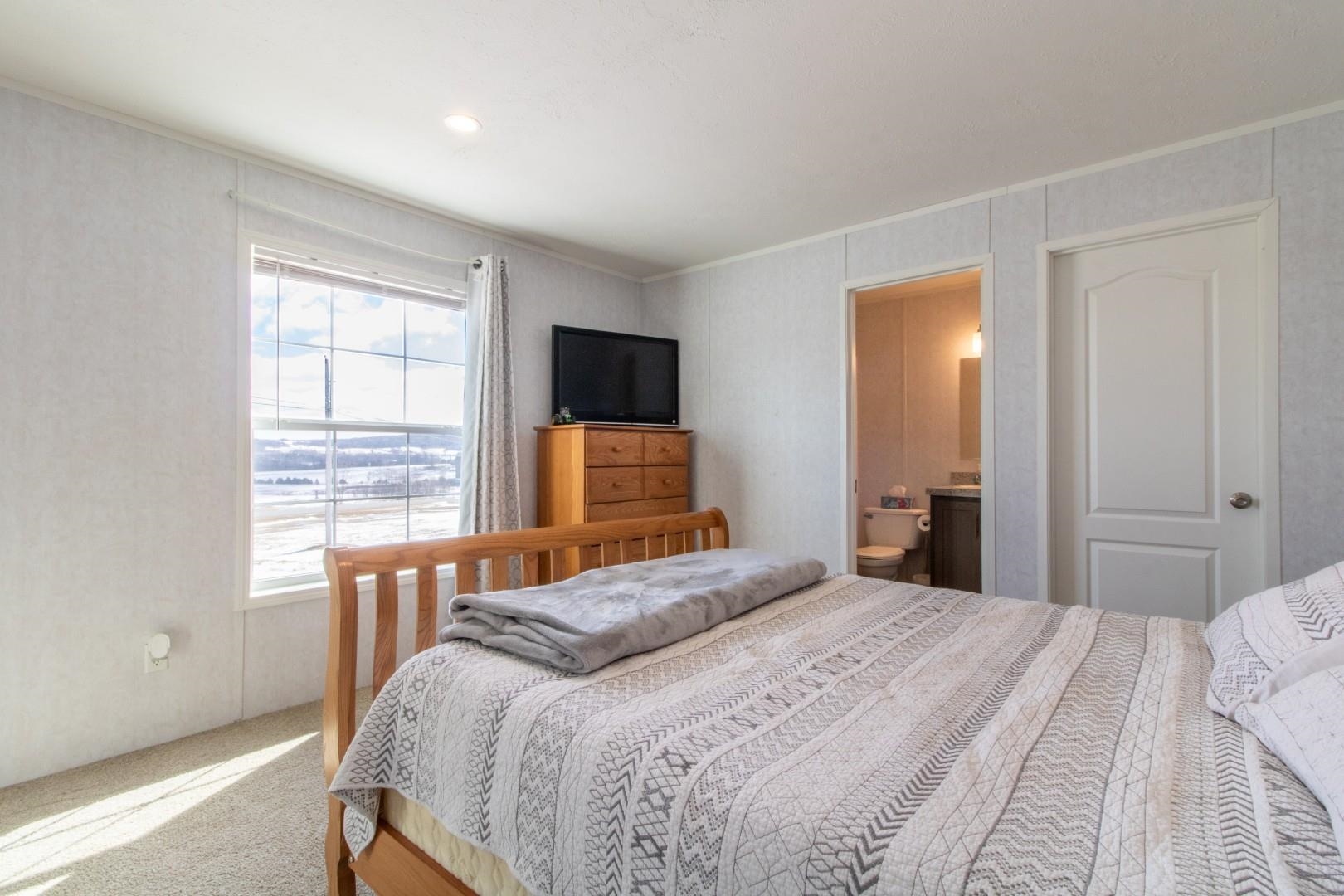 1501 Searles Road Property Photo 15