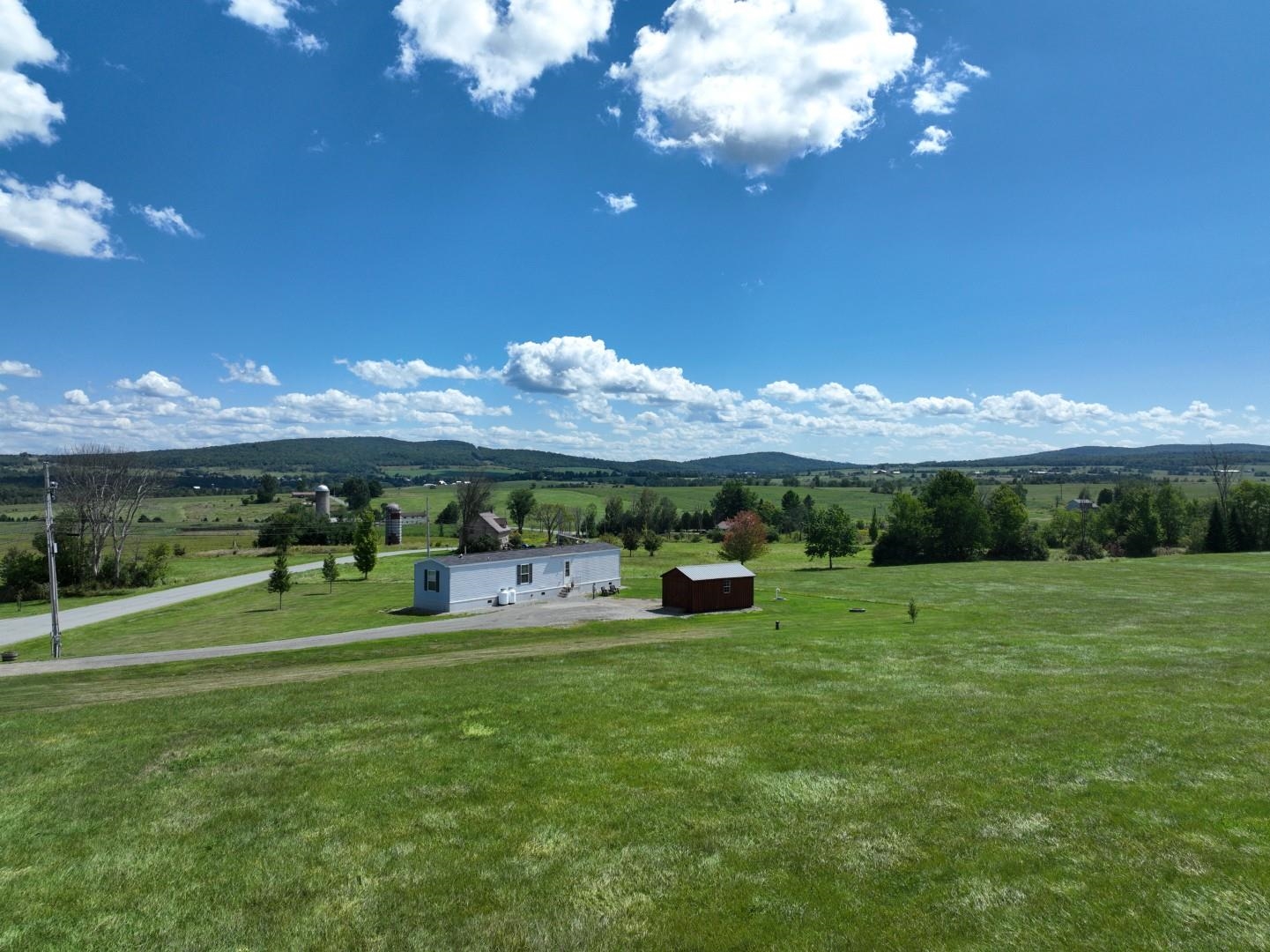 1501 Searles Road Property Photo 34
