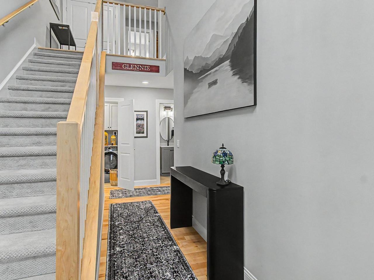 262 Midland Avenue Property Photo 28