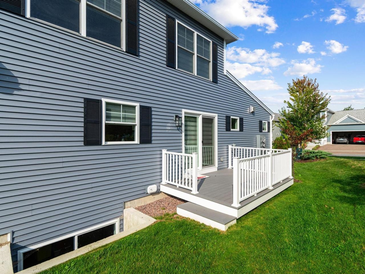 262 Midland Avenue Property Photo 42