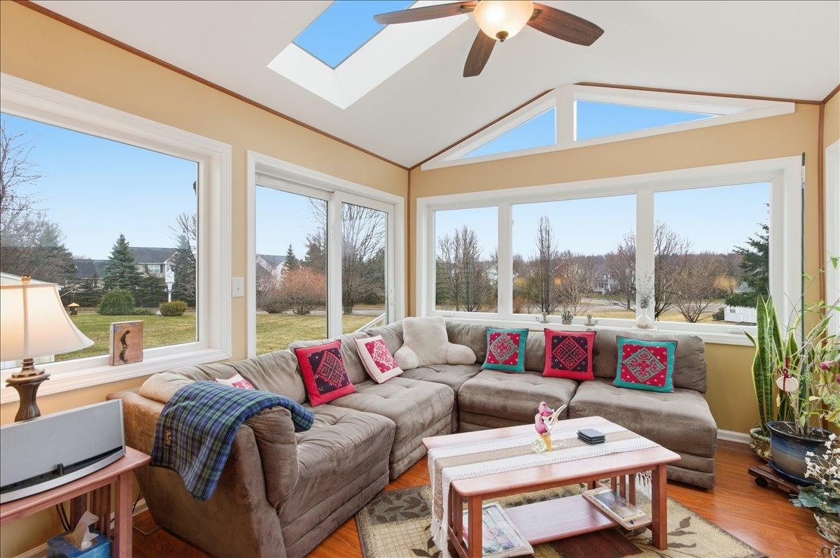 11 Floral Street Property Photo 10