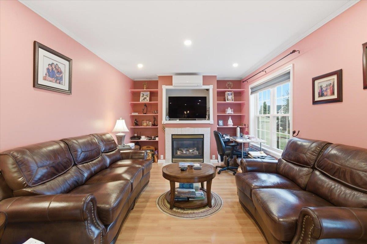 11 Floral Street Property Photo 13