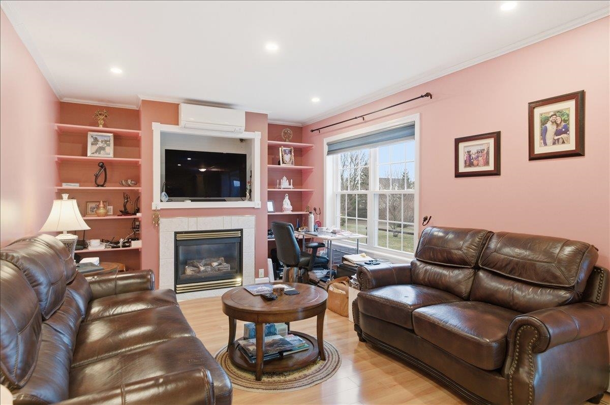 11 Floral Street Property Photo 14
