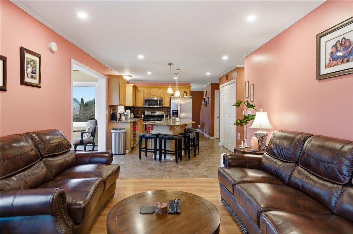 11 Floral Street Property Photo 15