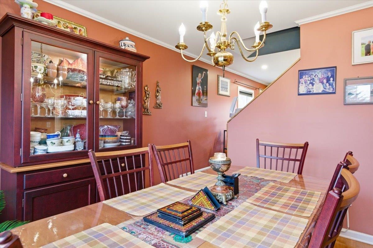11 Floral Street Property Photo 18