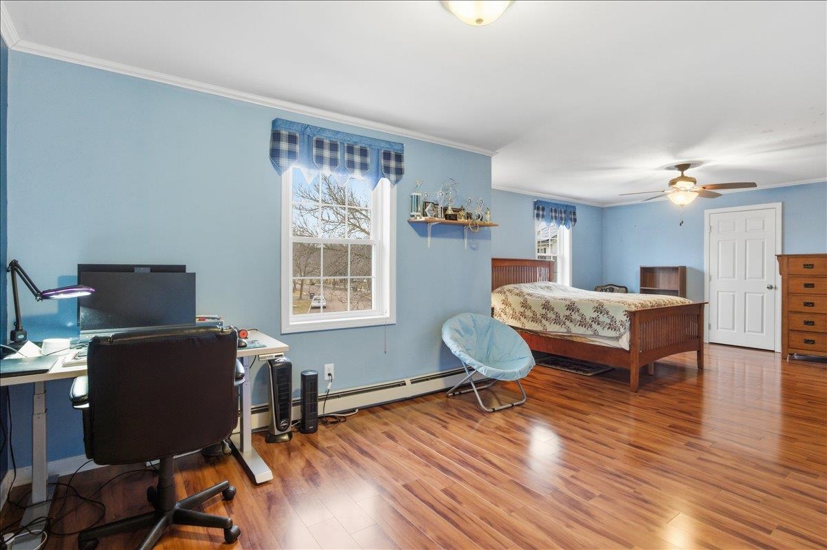 11 Floral Street Property Photo 27