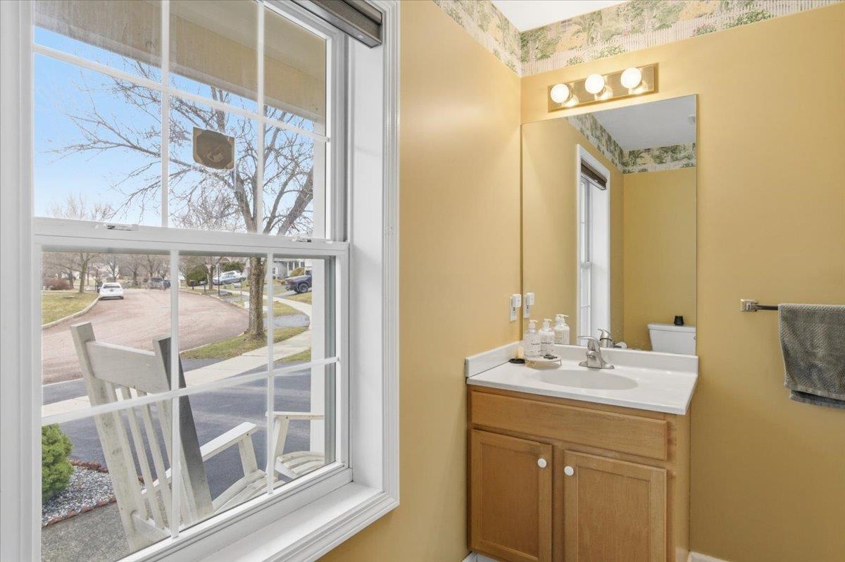 11 Floral Street Property Photo 40
