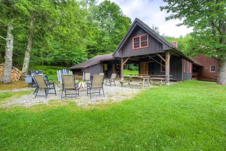 65 Bentley Lane Property Photo 29
